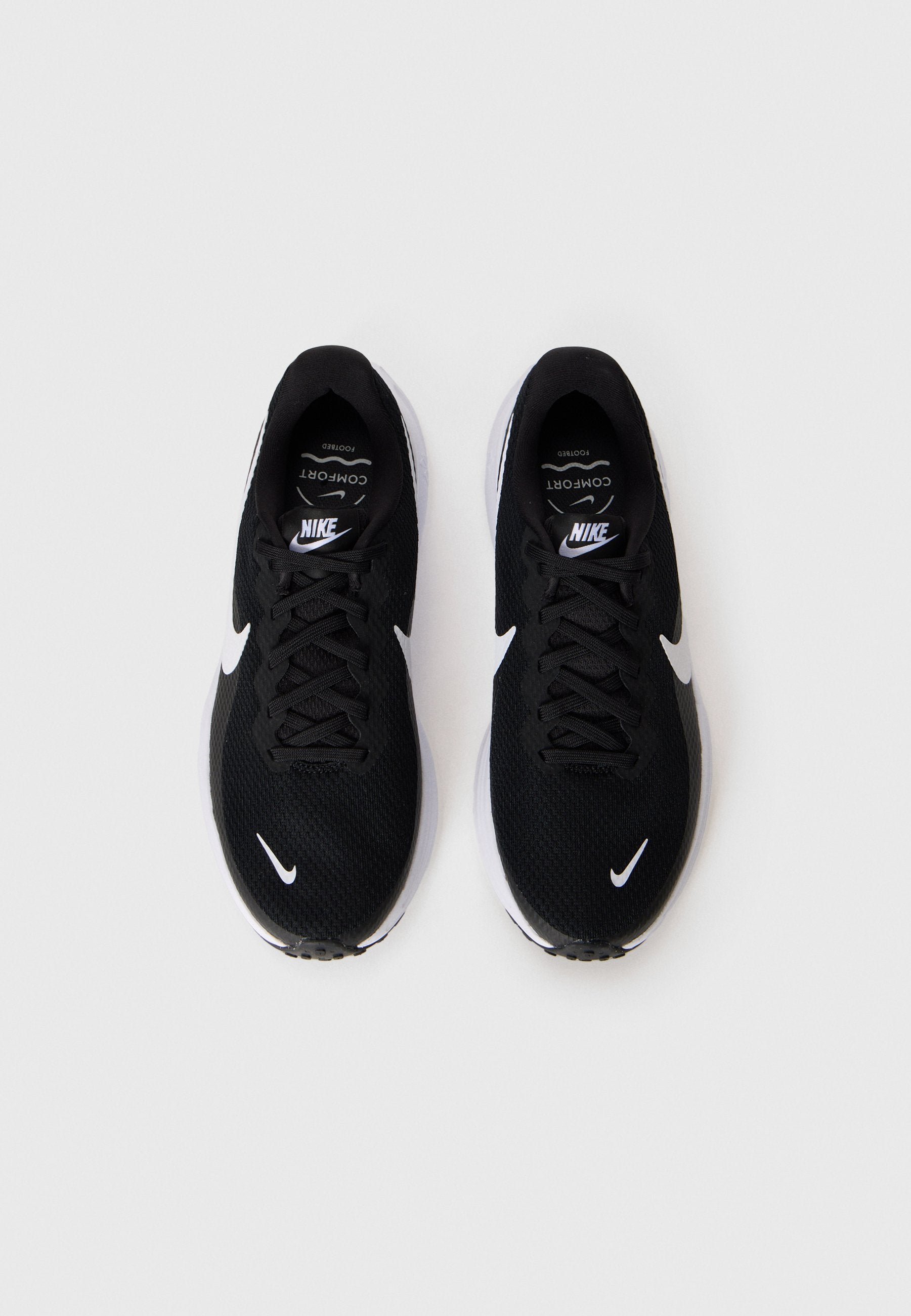 REVOLUTION 8 - Road running shoes - black/white