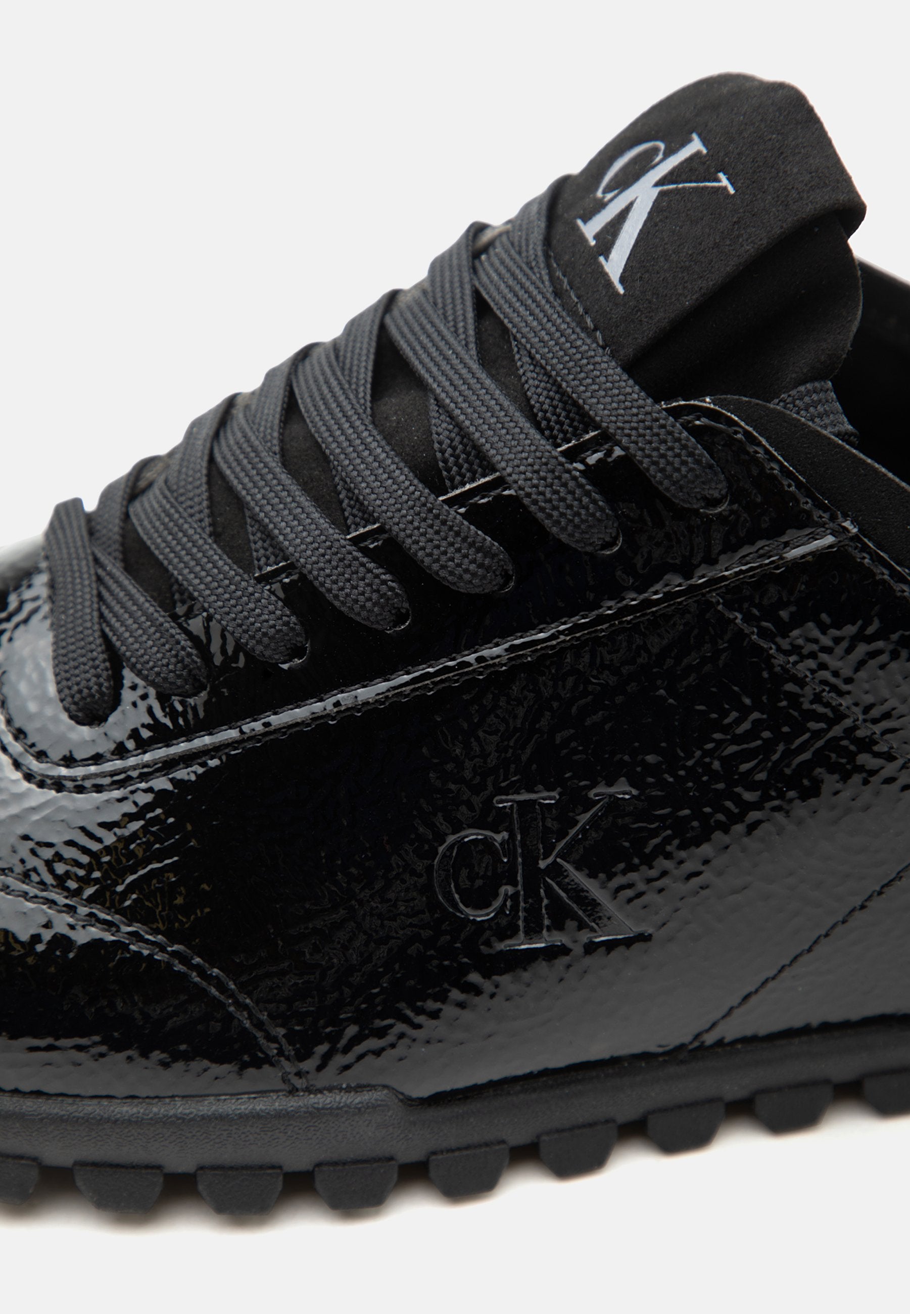 LOW PROFILE RUN MG POL MIX MAT - Trainers - black