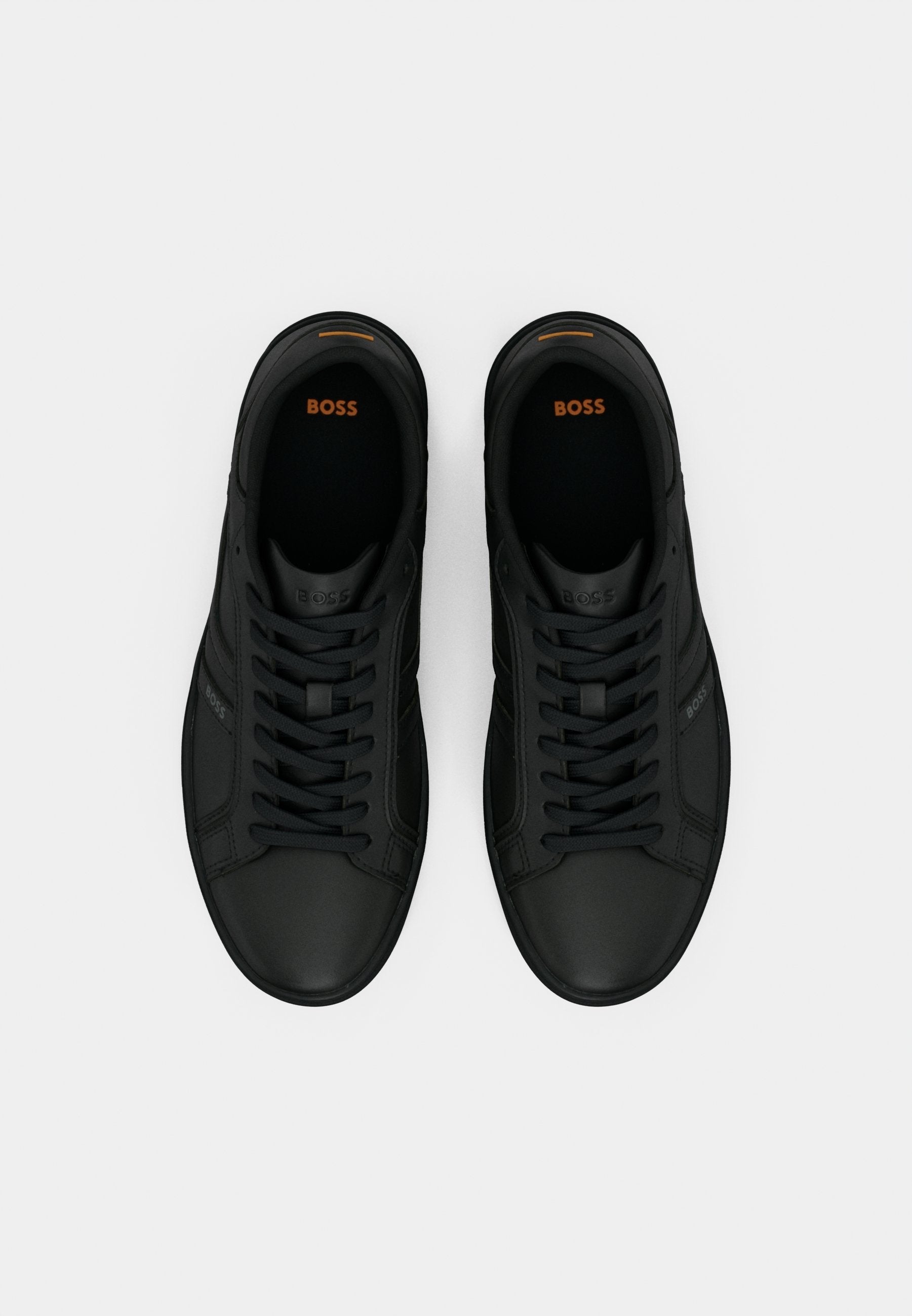 Trainers - black