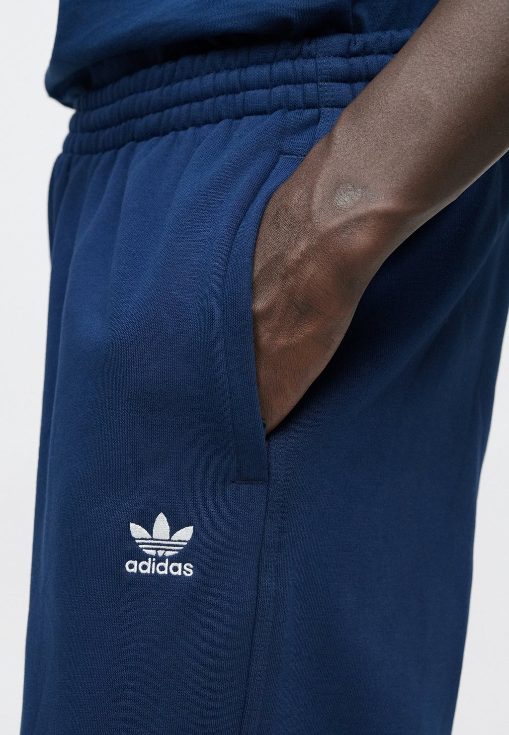 LOOSE UNISEX - Tracksuit bottoms - night indigo