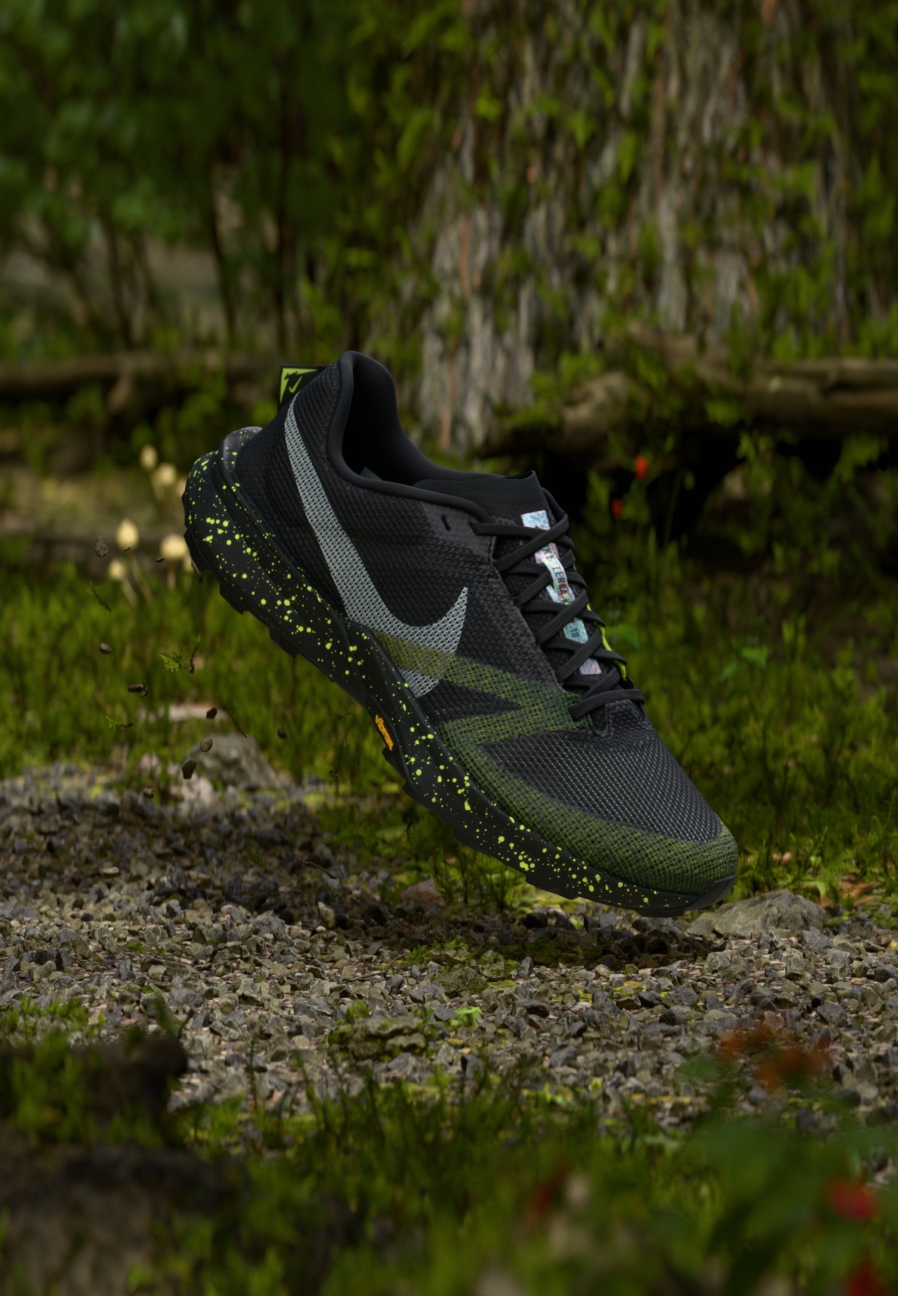 TERRA KIGER 10 - Chaussures de trail running - noir/phantom/volt ice/tattoo/violet platine