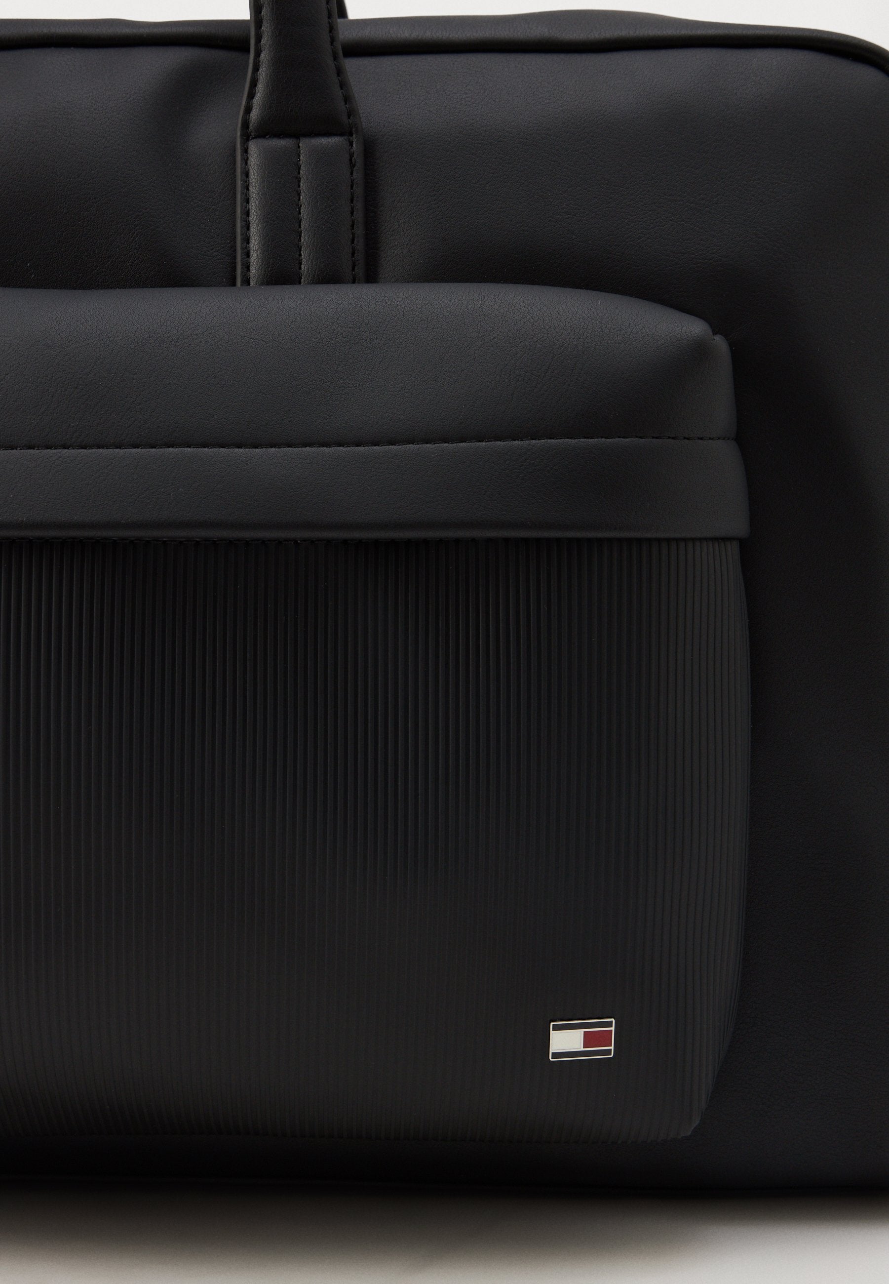 HILFIGER FLAG RIBBED POCKET DUFFEL BAG - Holdall - black