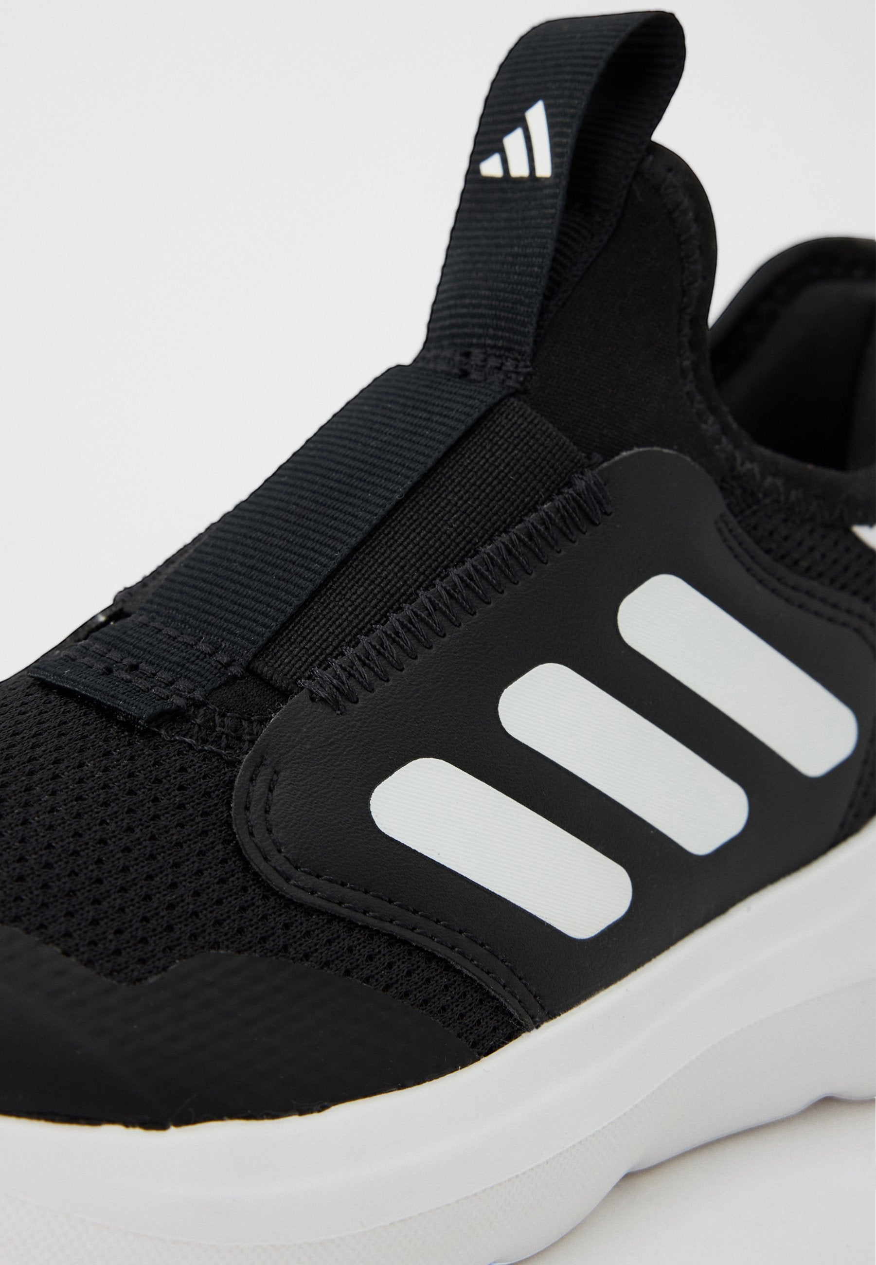 TENSAUR COMFORT UNISEX - Road running shoes - core black/ftwr white/core black