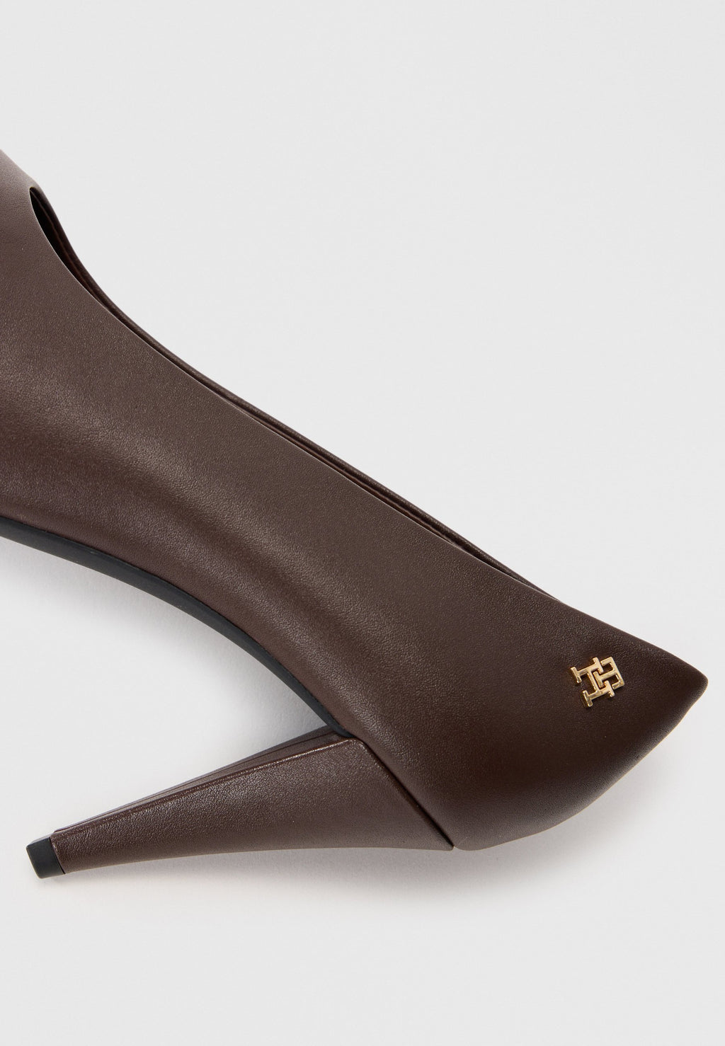 LEATHER TH MONOGRAM HIGH HEELS - Classic heels - rich walnut