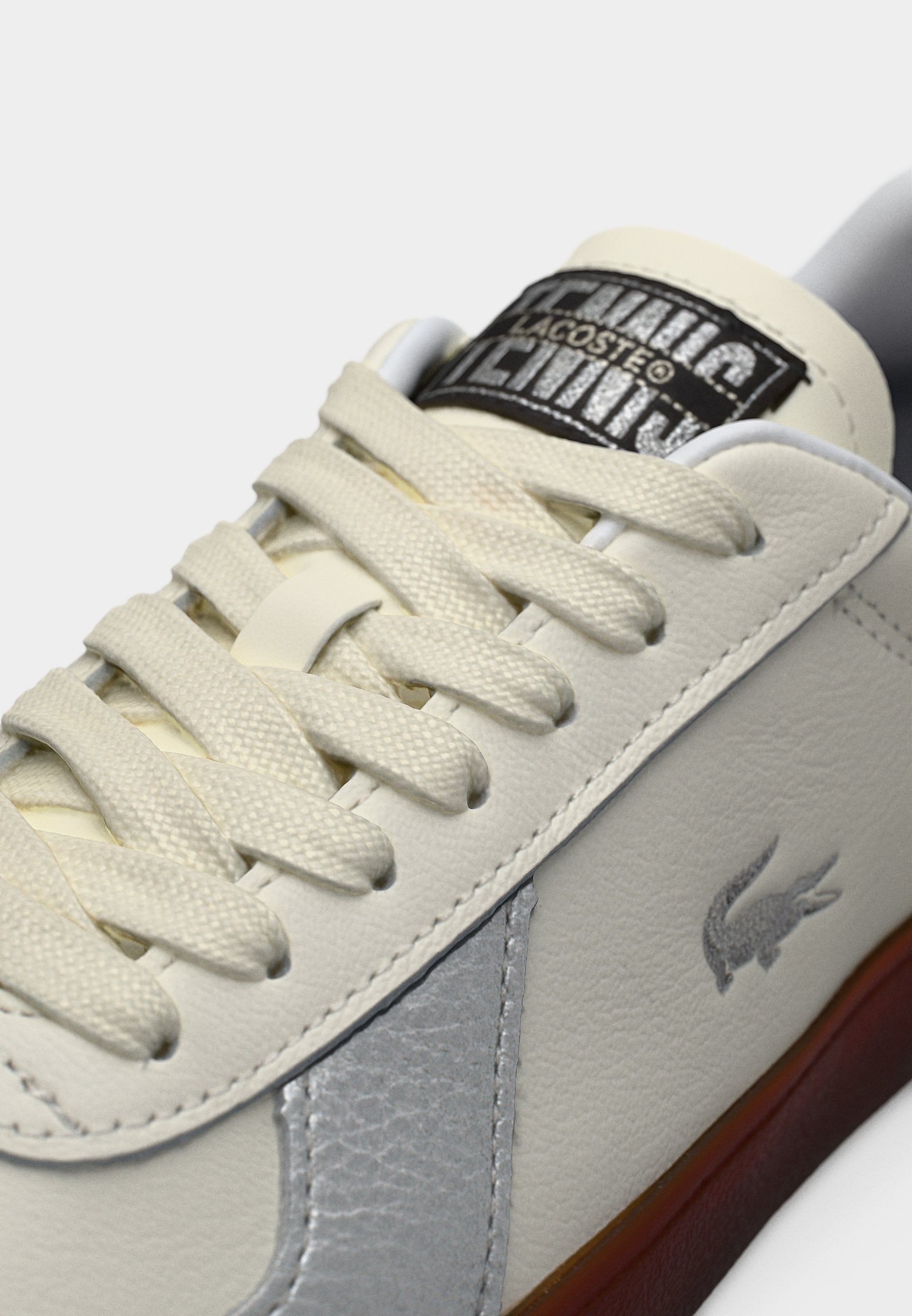 BASESHOT PRO 126 - Trainers - off white/silver-coloured