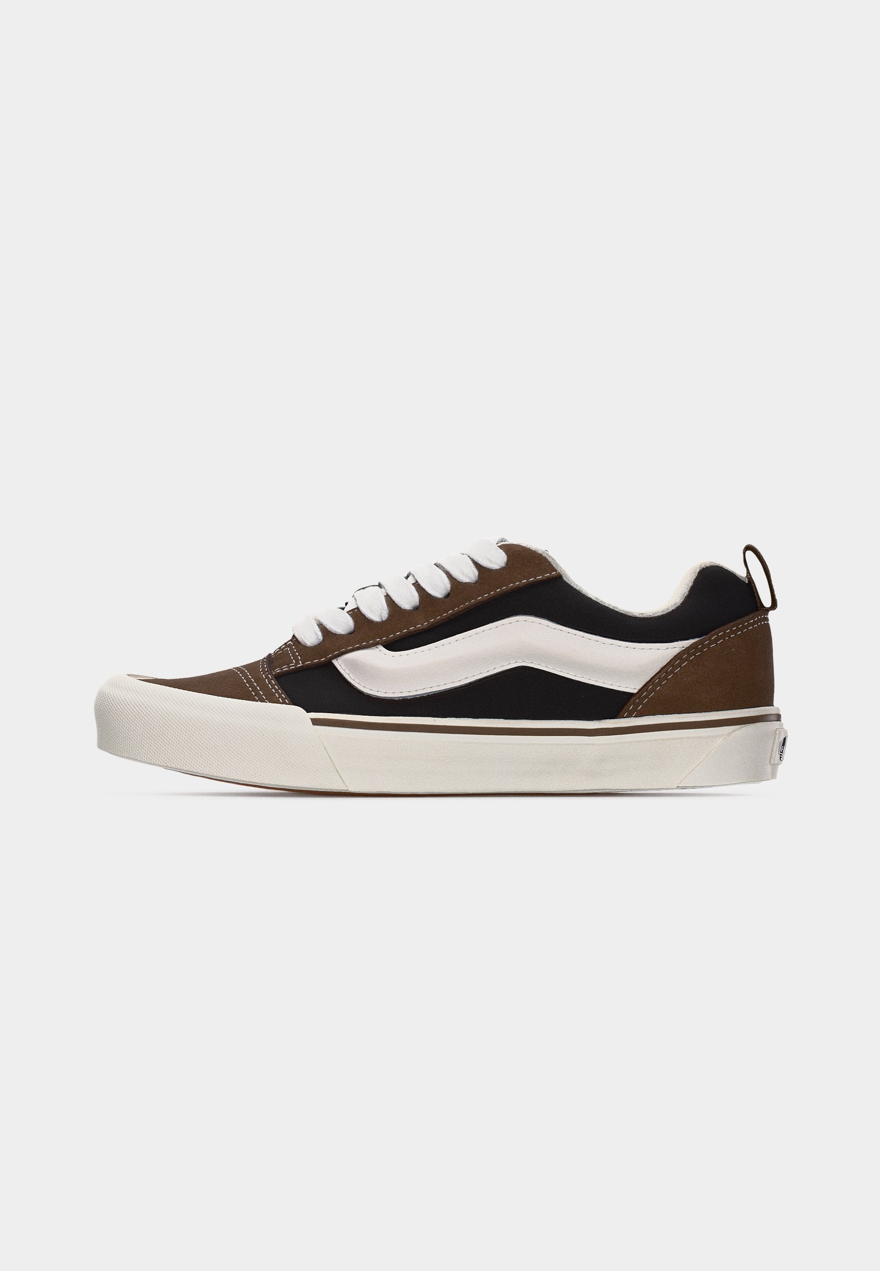 KNU SKOOL UNISEX - Skate shoes - nineties black/brown