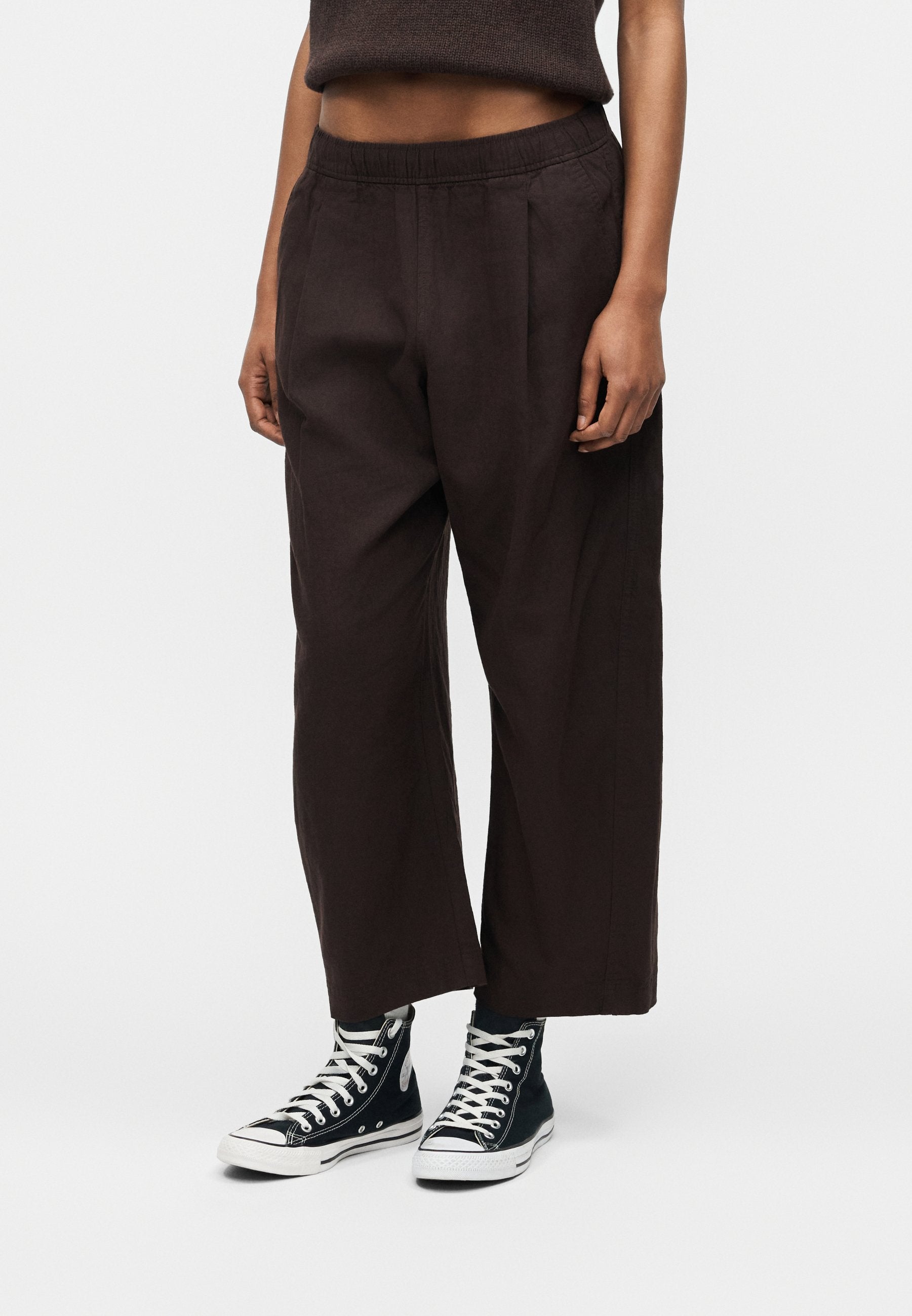 BARREL - Trousers - terra brown