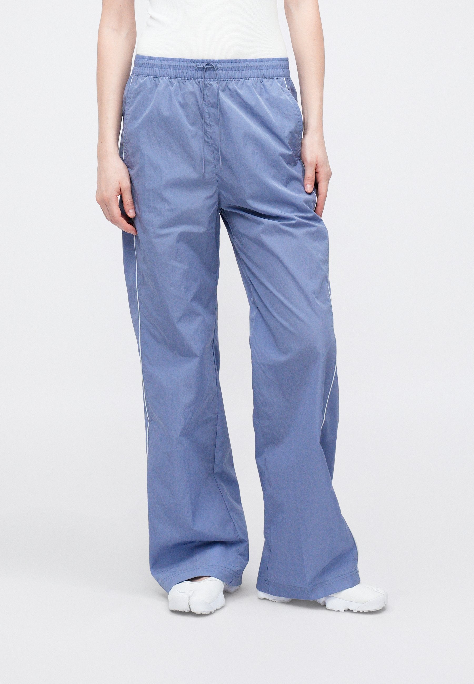 PANTALON - Bas de survêtement - couleur indigo/platine pur/voile
