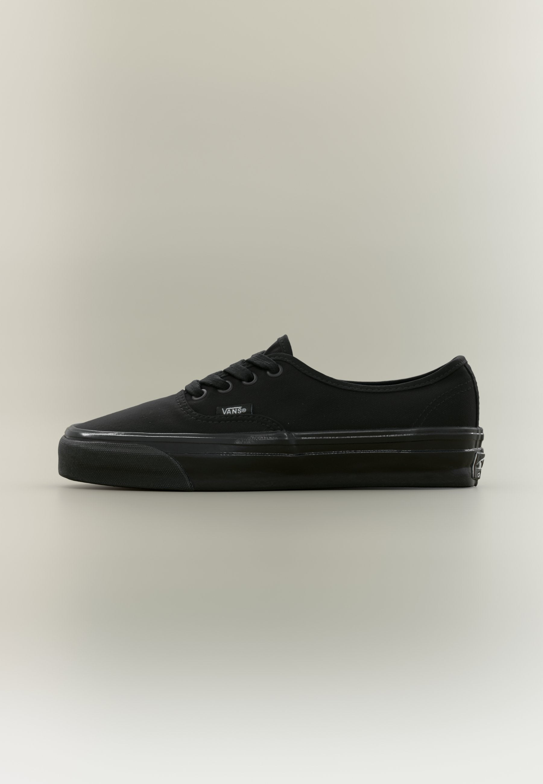 PREMIUM AUTHENTIC REISSUE 44 - Trainers - black