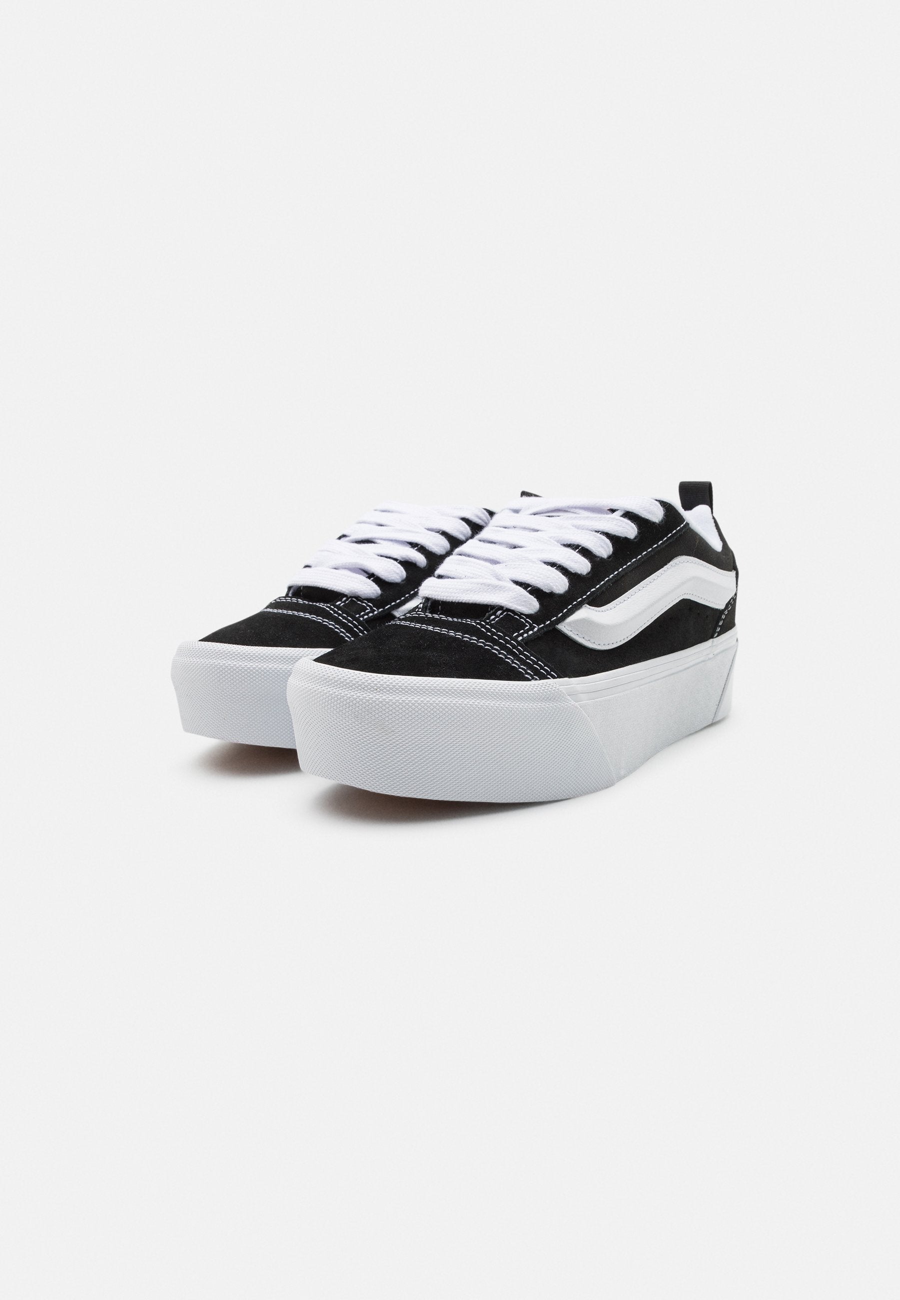 KNU STACK - Skate shoes - black/true white