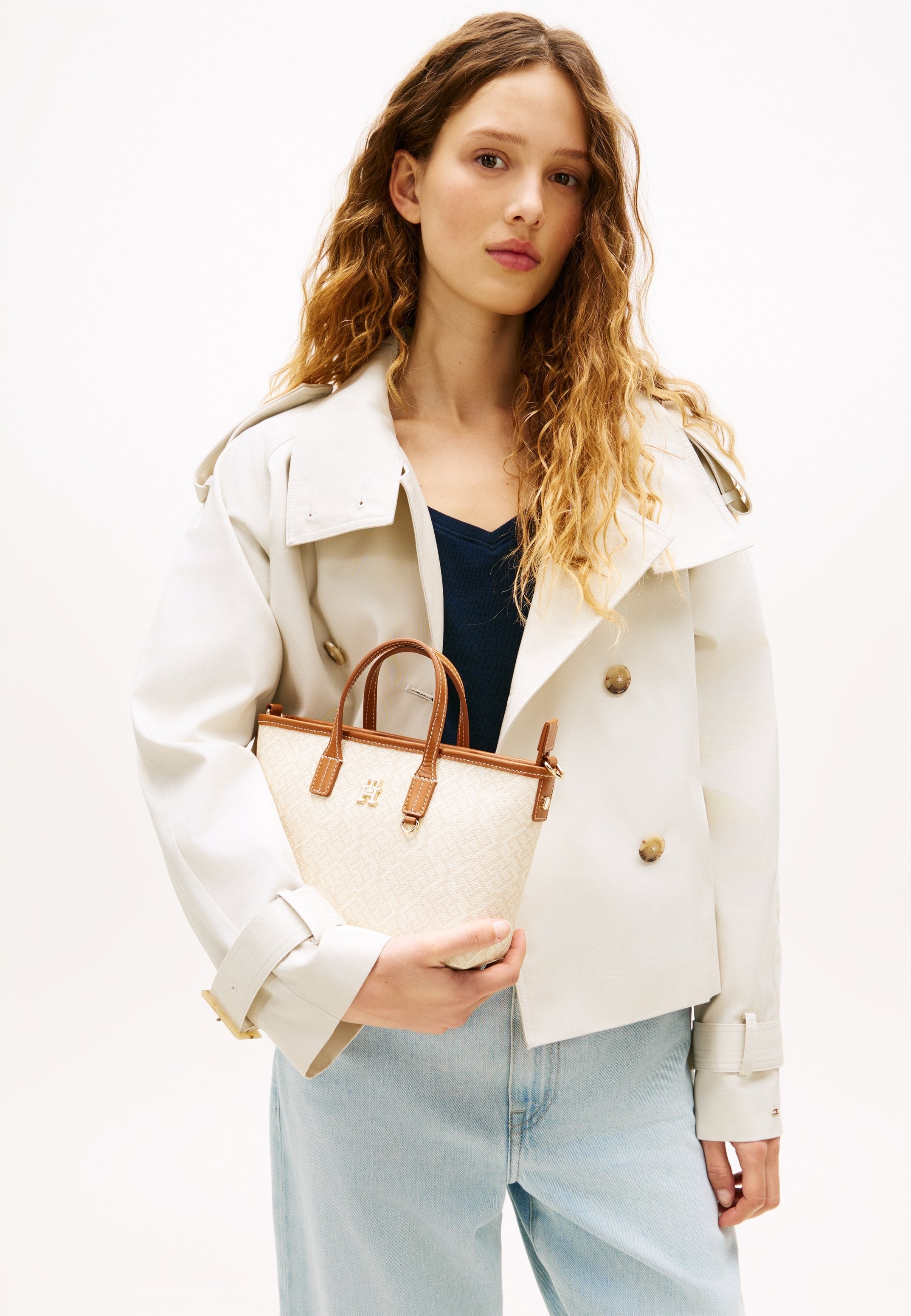 TH MONOPLAY CROSSBODY TOTE BAG - حقيبة يد - بيج