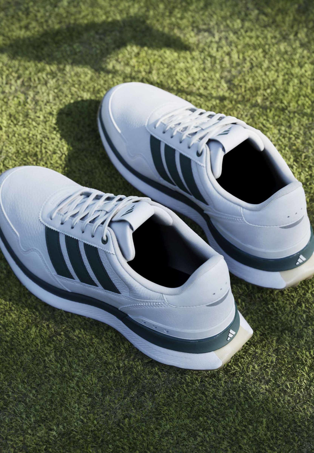 S2G 26 LEATHER - Chaussures de golf (sans crampons) - blanc nuage/vert collégial/gomme