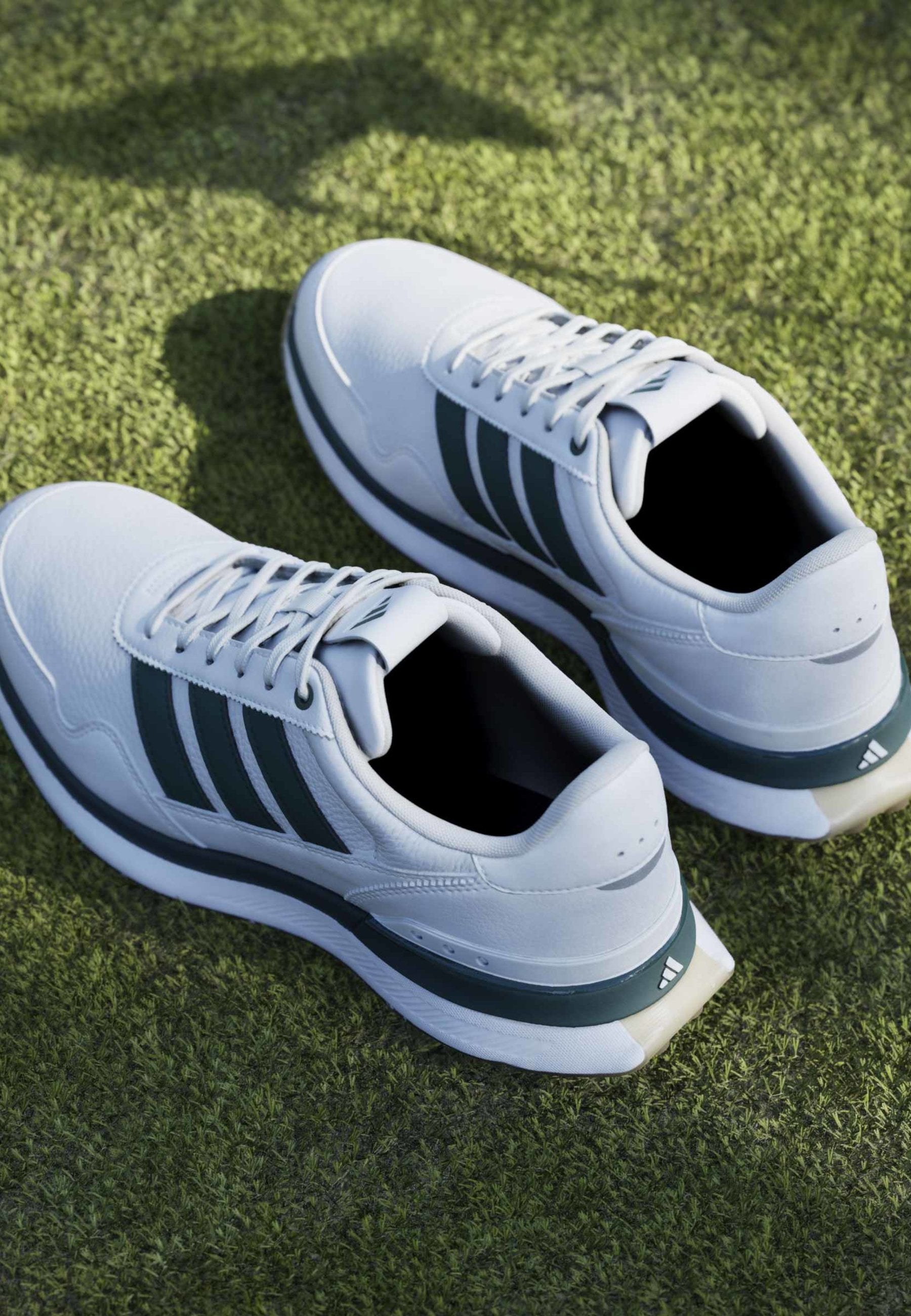 S2G 26 LEATHER - Chaussures de golf (sans crampons) - blanc nuage/vert collégial/gomme