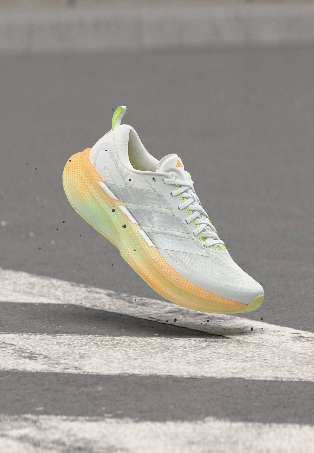 SUPERNOVA GLIDE M - Road running shoes - footwear white/matte silver-coloured/signal green