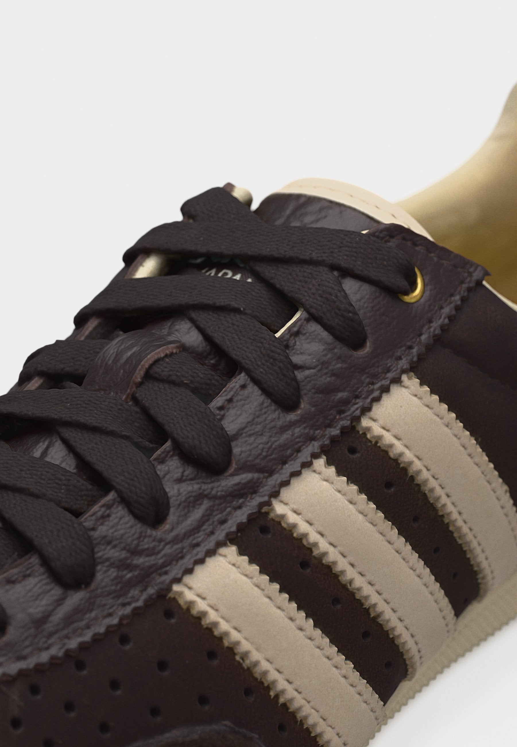JAPAN - Trainers - aurora coffee/cream white/gold-coloured metallic