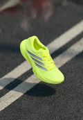 SUPERNOVA RISE 3 W - Chaussures de running sur route - jaune solaire/argenté métallisé