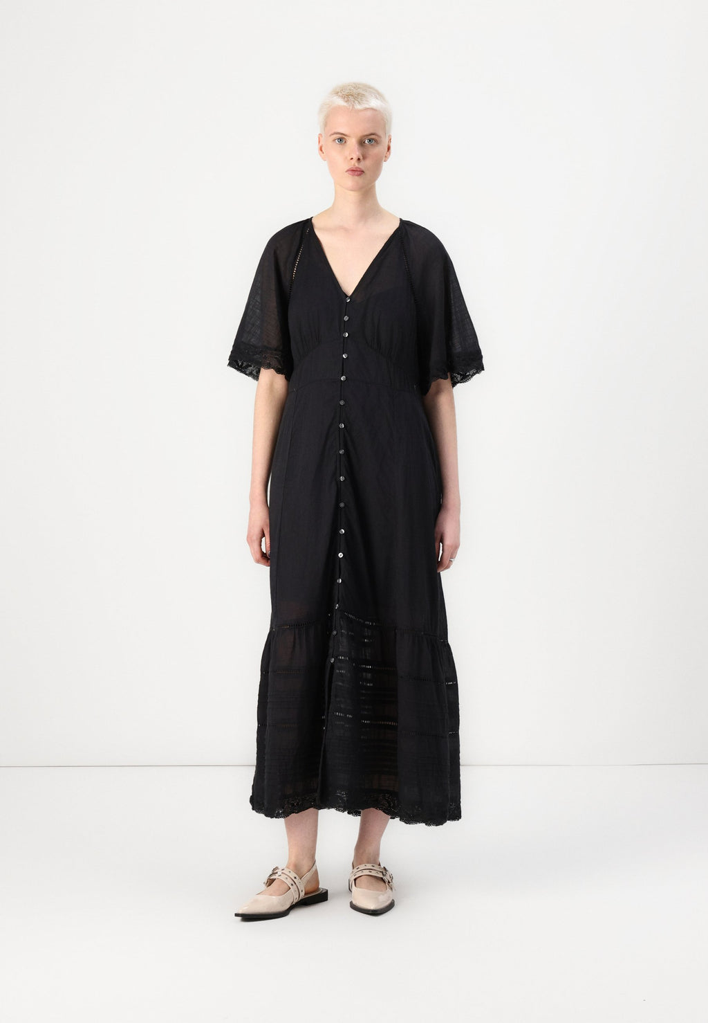 FLUTTER MIDI - Day dress - true black