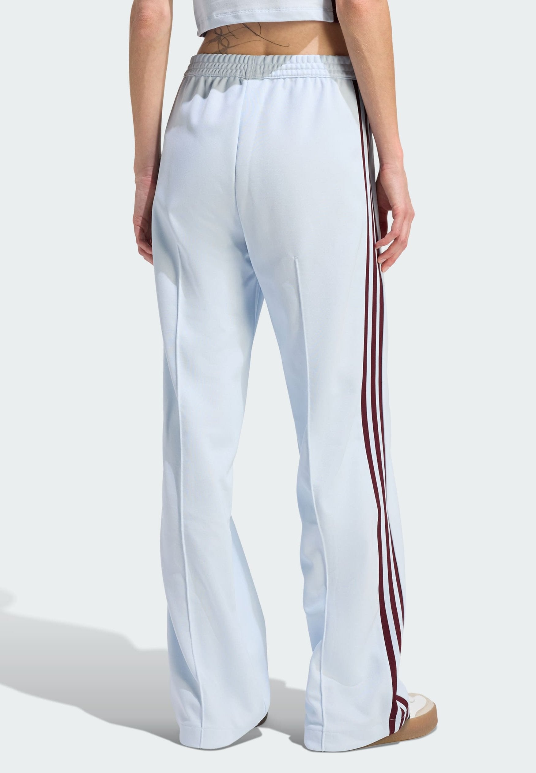 BECKENBAUER - Tracksuit bottoms - crystal sky/maroon