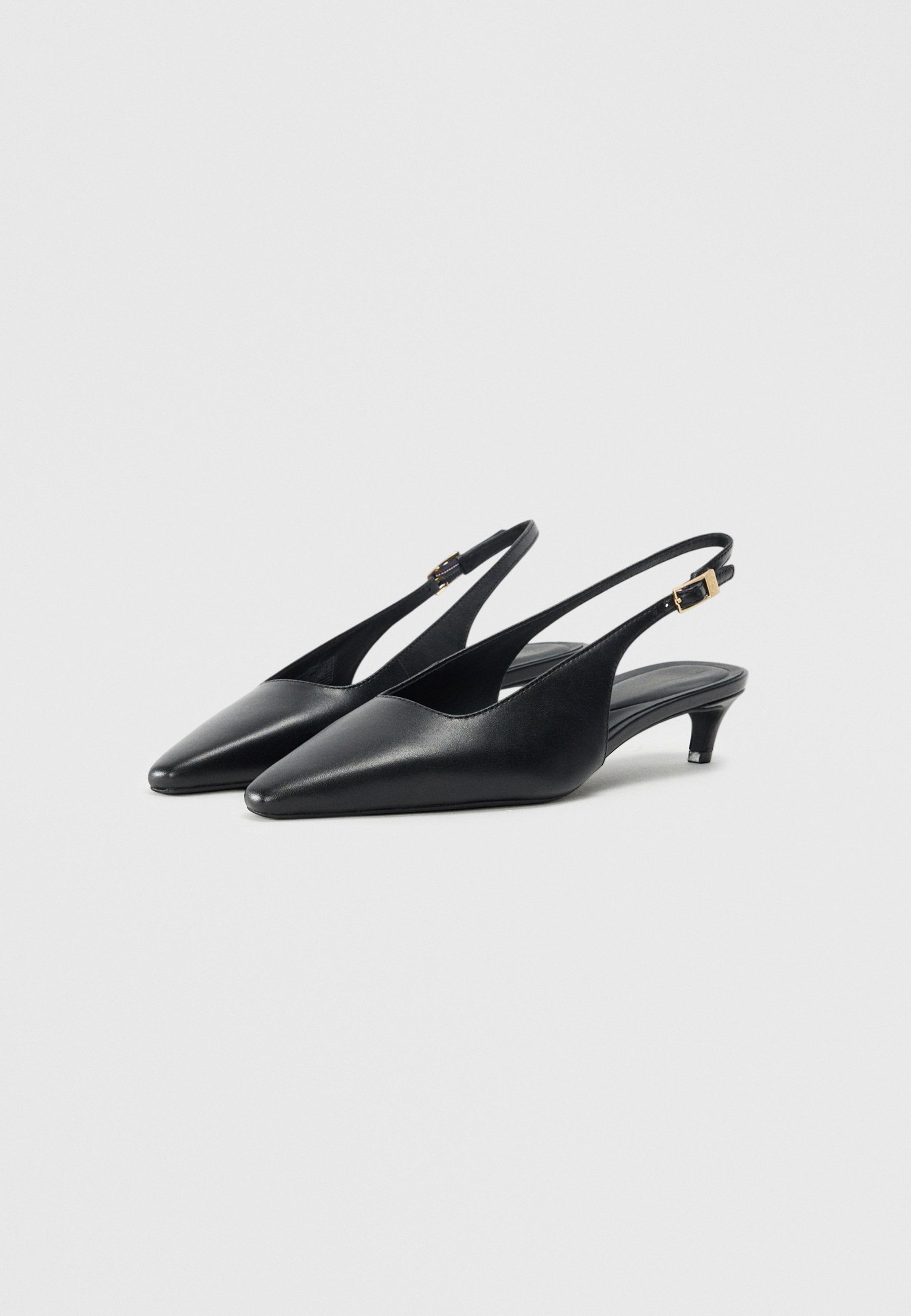 TH MONOGRAM LEATHER SLINGBACK KITTEN HEELS - Classic heels - black