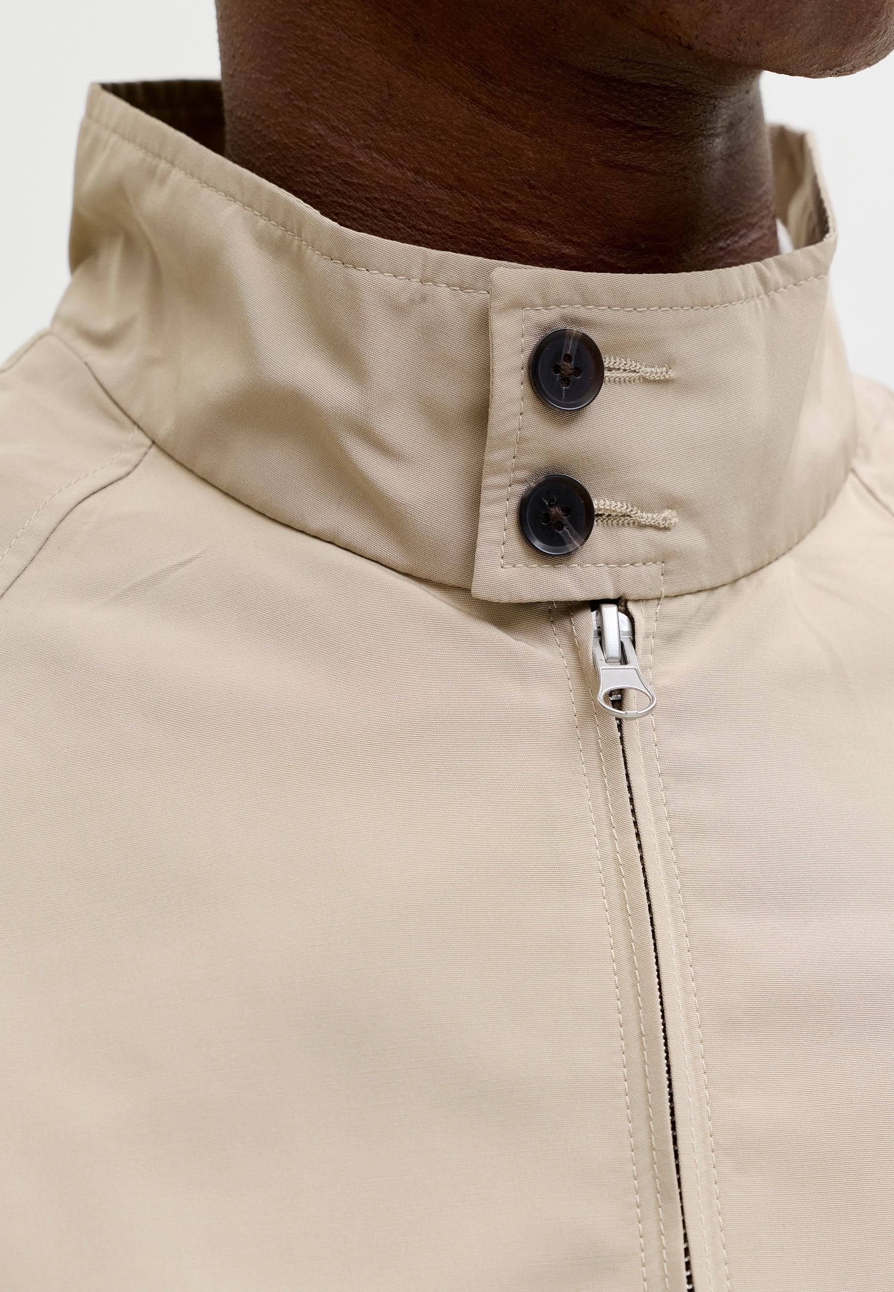 Kurze Jacke mit hohem Kragen - Light jacket - white pepper