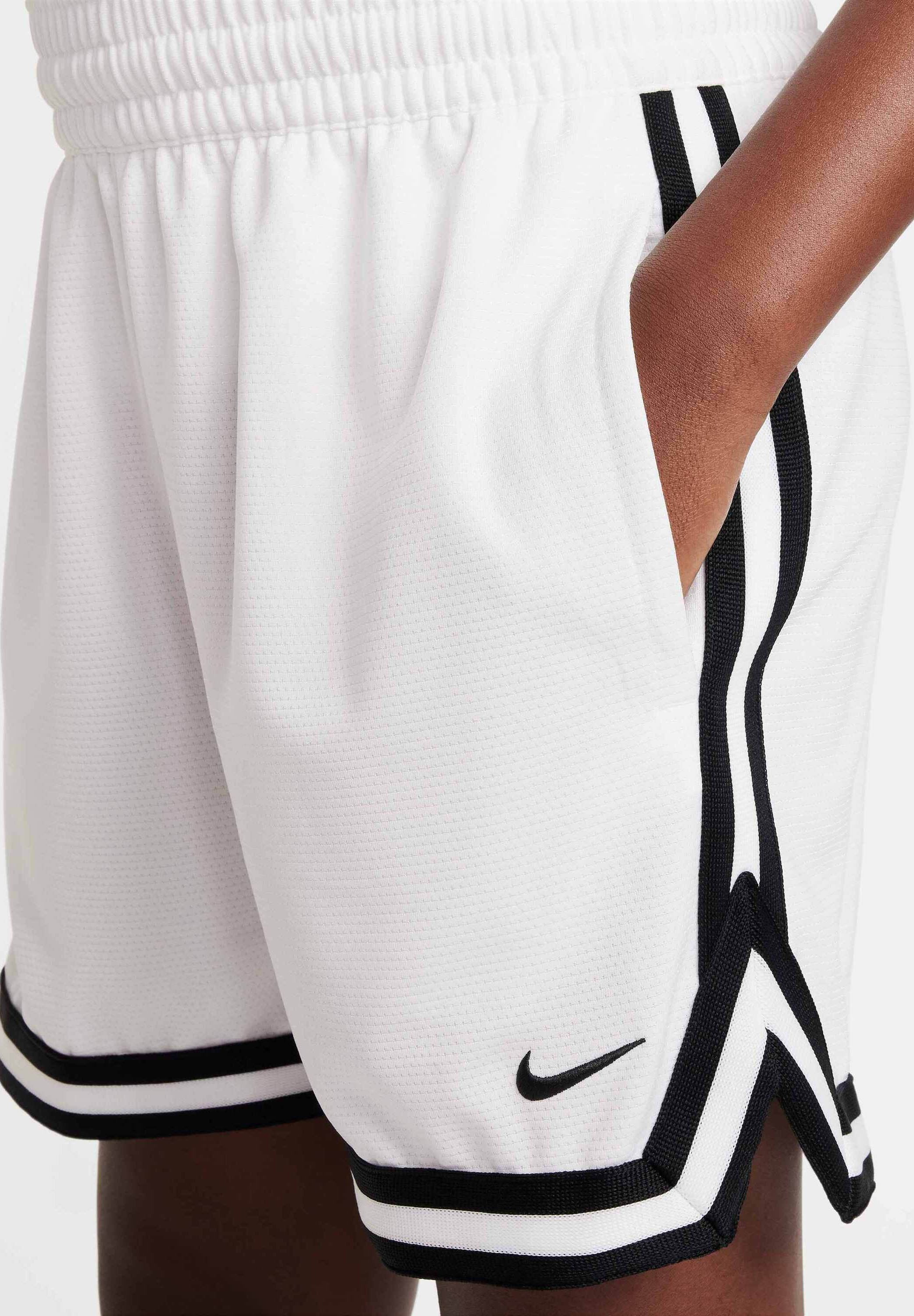 B NK DF DNA 24 5IN - Sports shorts - white/black