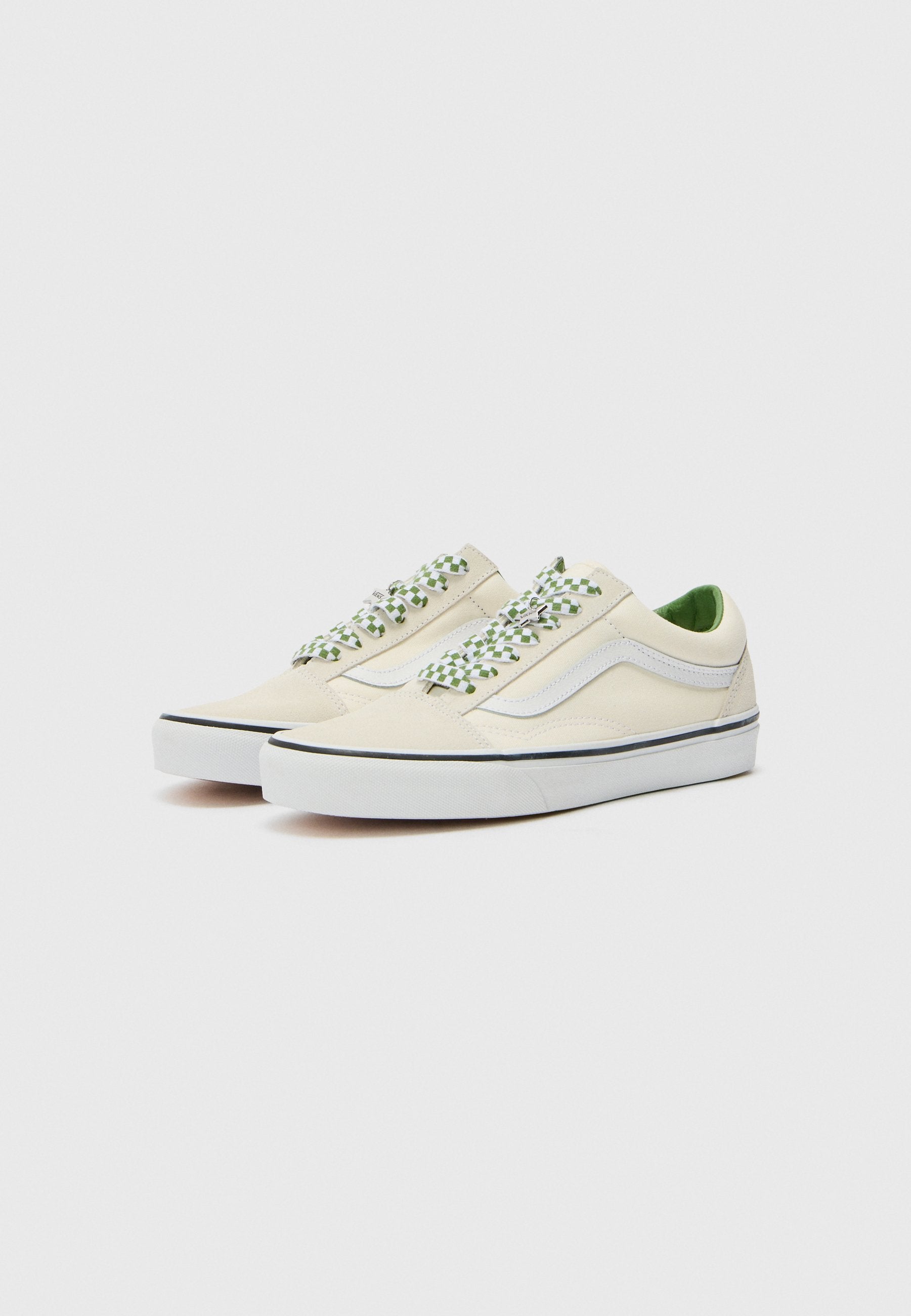 OLD SKOOL - Skate shoes - marshmallow/green