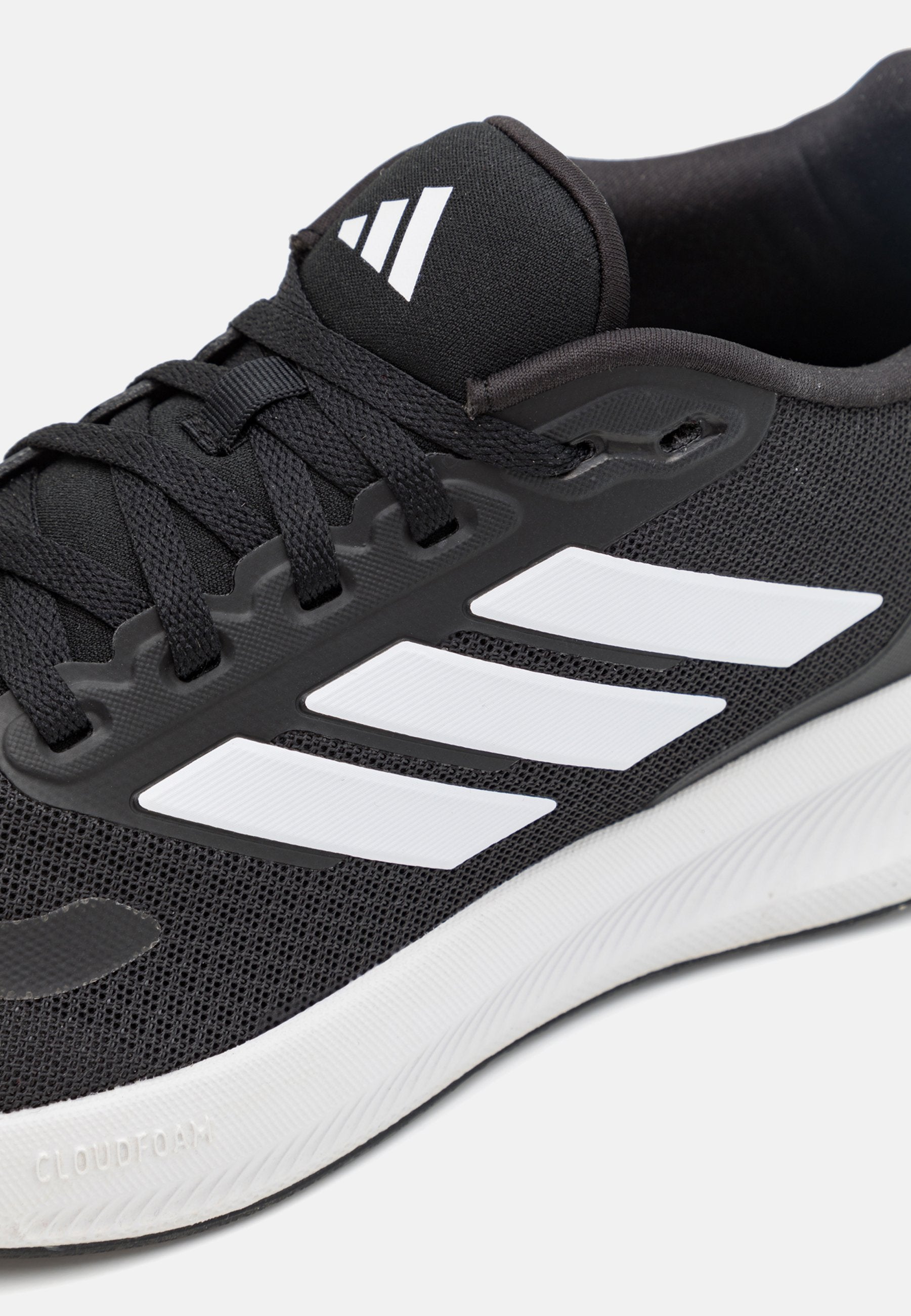 RUNFALCON 5 W - Chaussures de running sur route - core black/footwear white