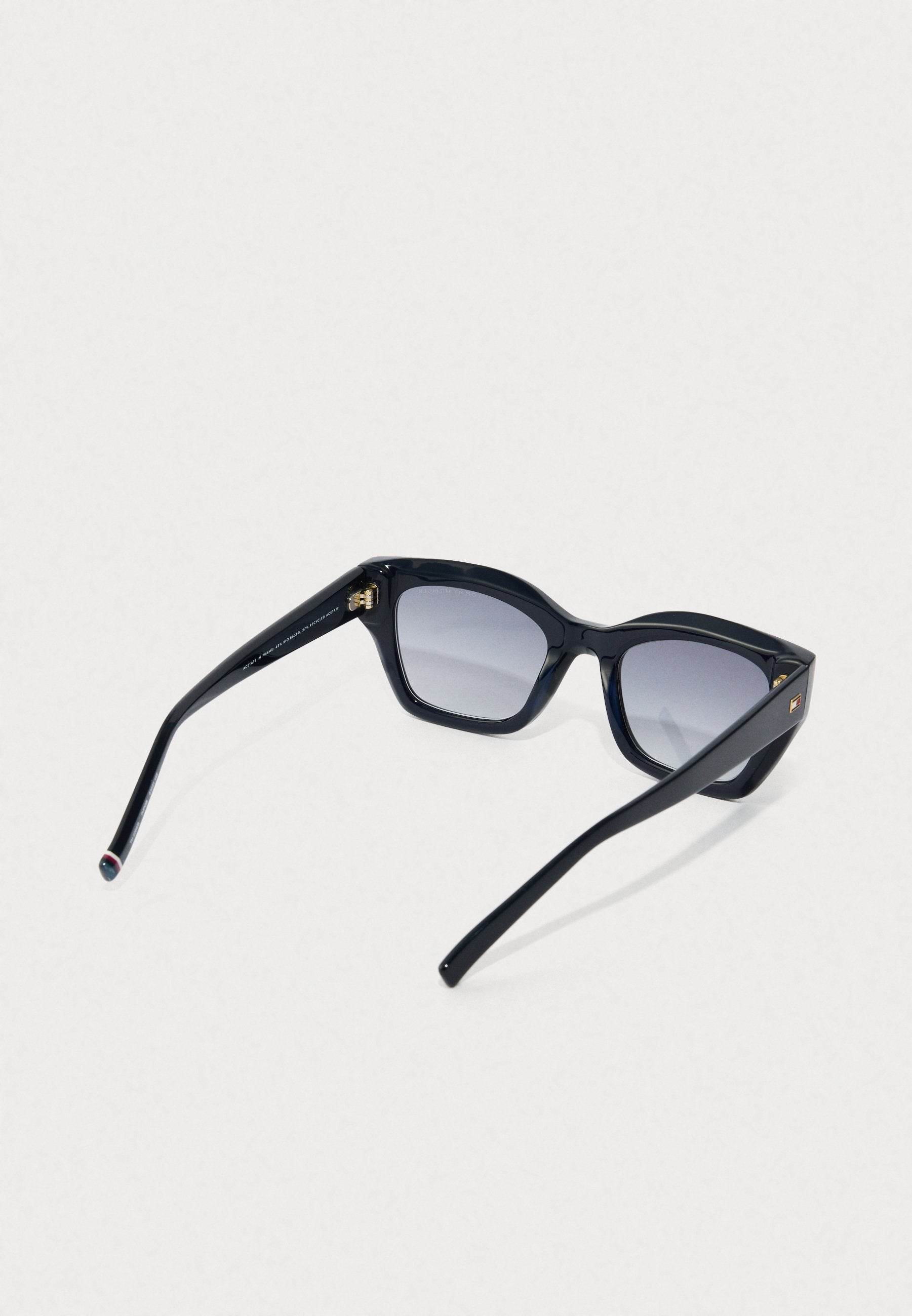 Sunglasses - blue