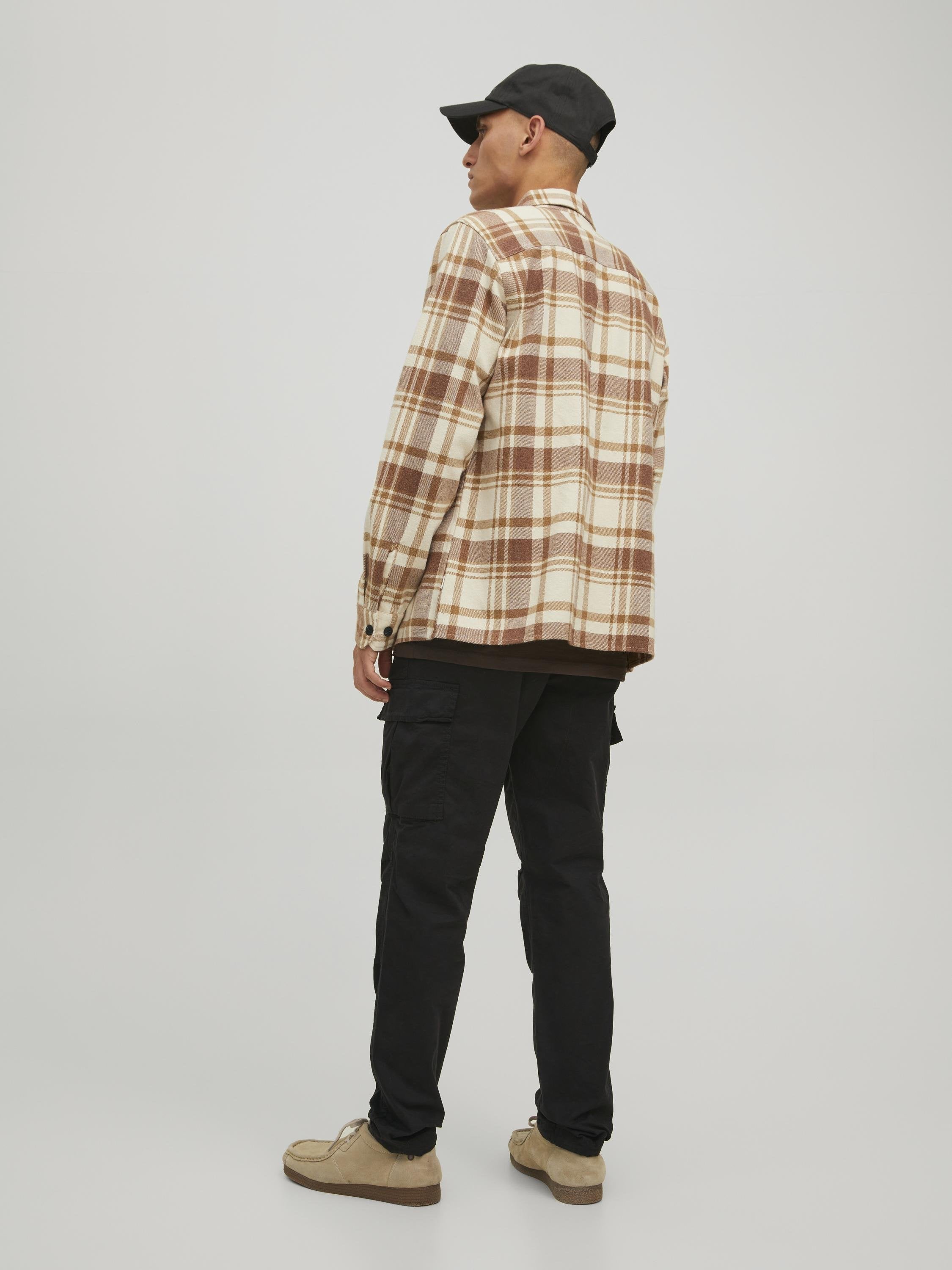 JPSTACE JJTUCKER AMA TAPERED FIT - Cargo trousers - black