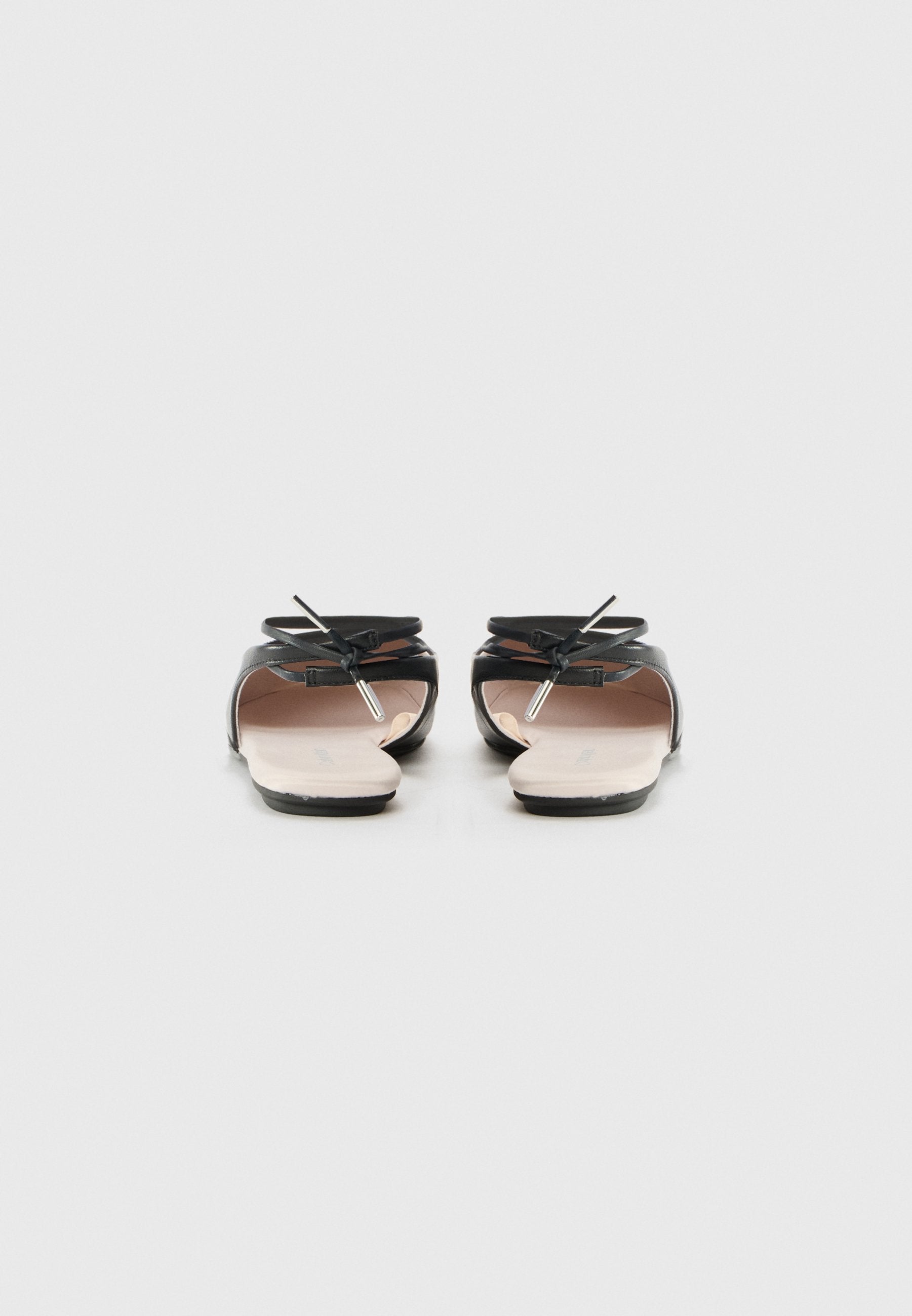 Slingback ballet pumps -  black