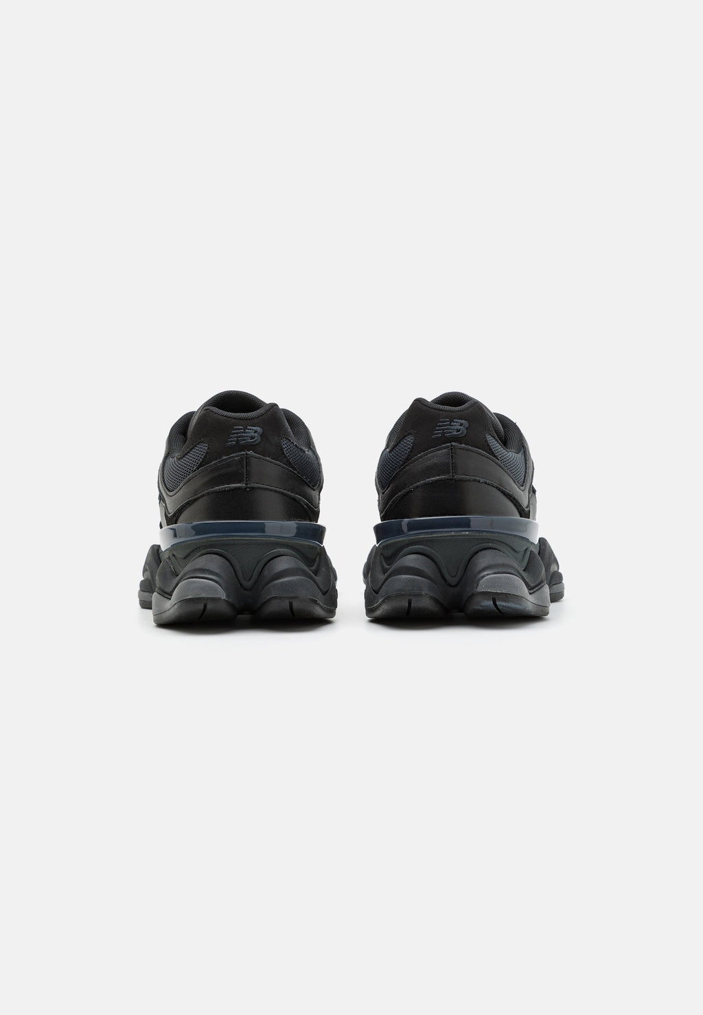 9060 UNISEX - أحذية رياضية - أسود