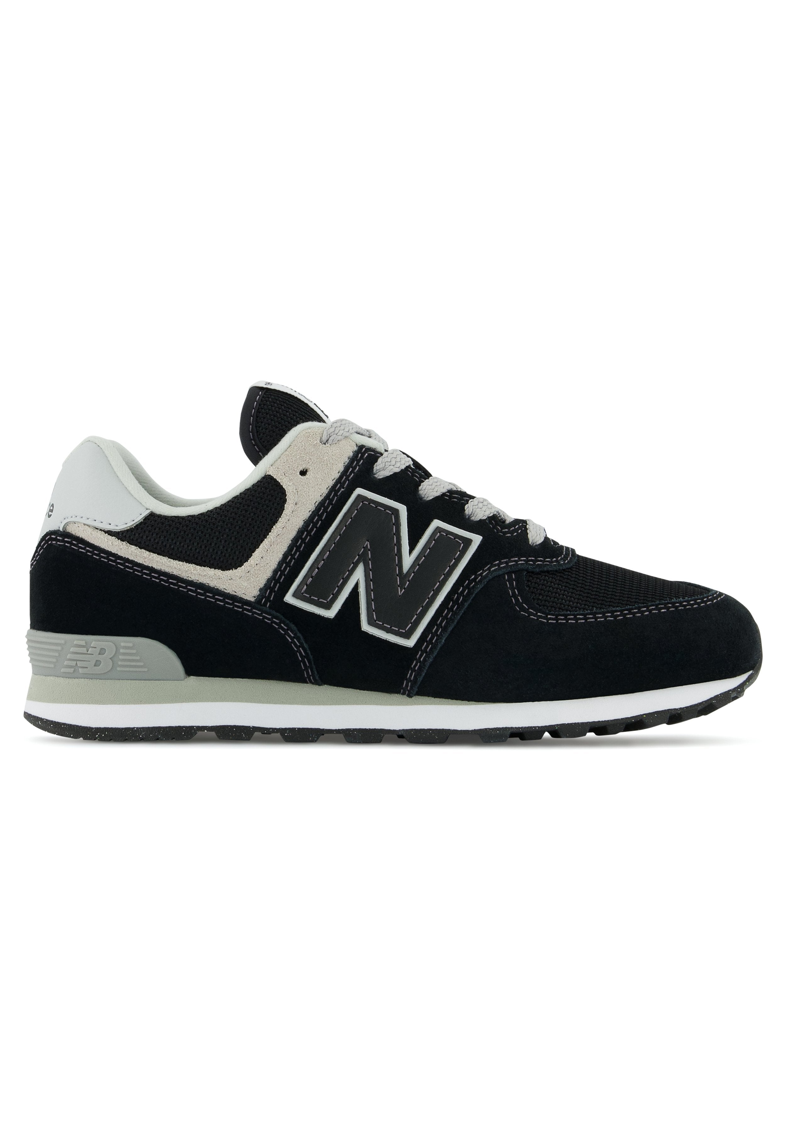 Trainers - black white