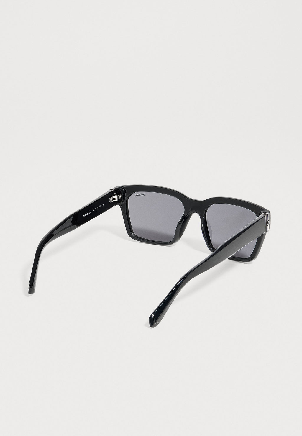 Sunglasses - black