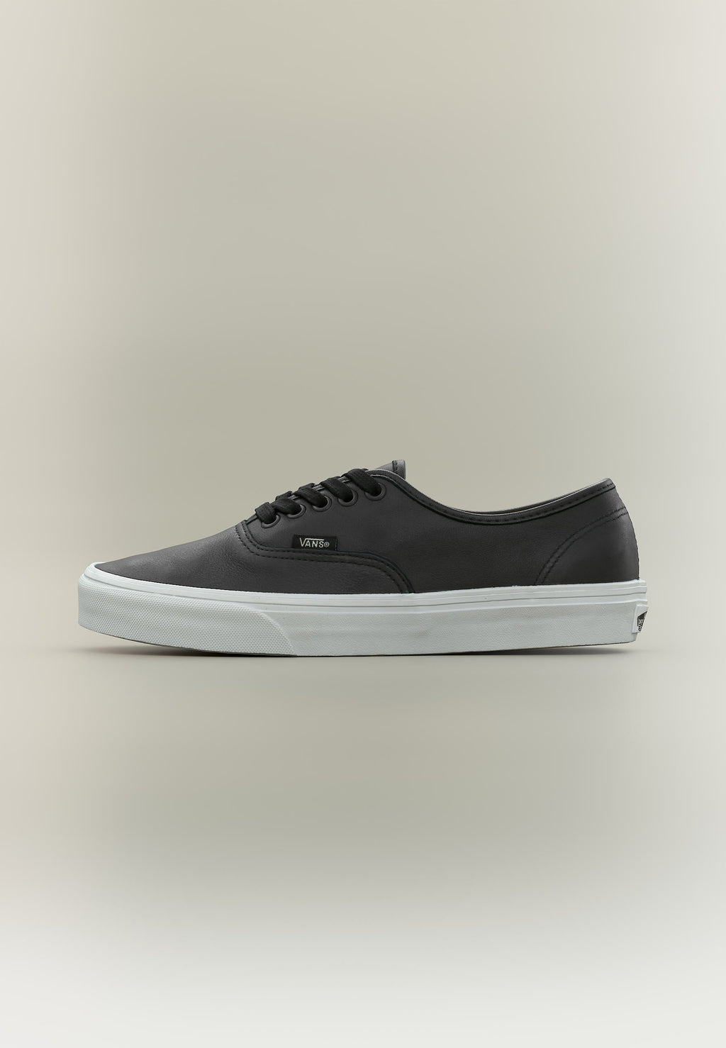 AUTHENTIC - Trainers - black/true white