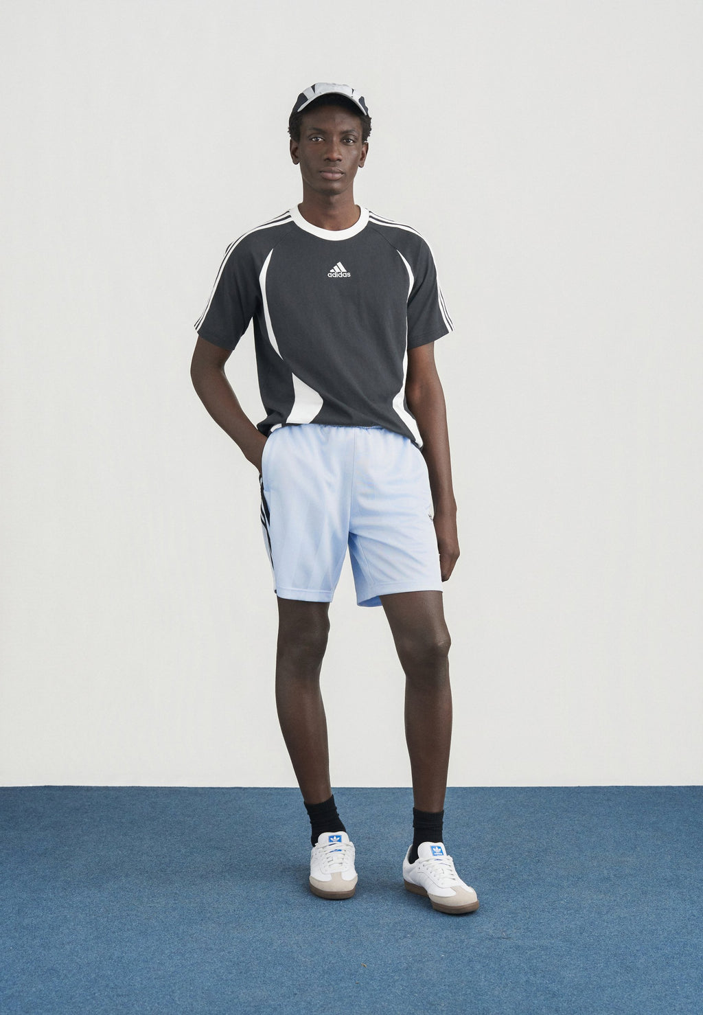 OVERSIZED - Shorts - crystal sky