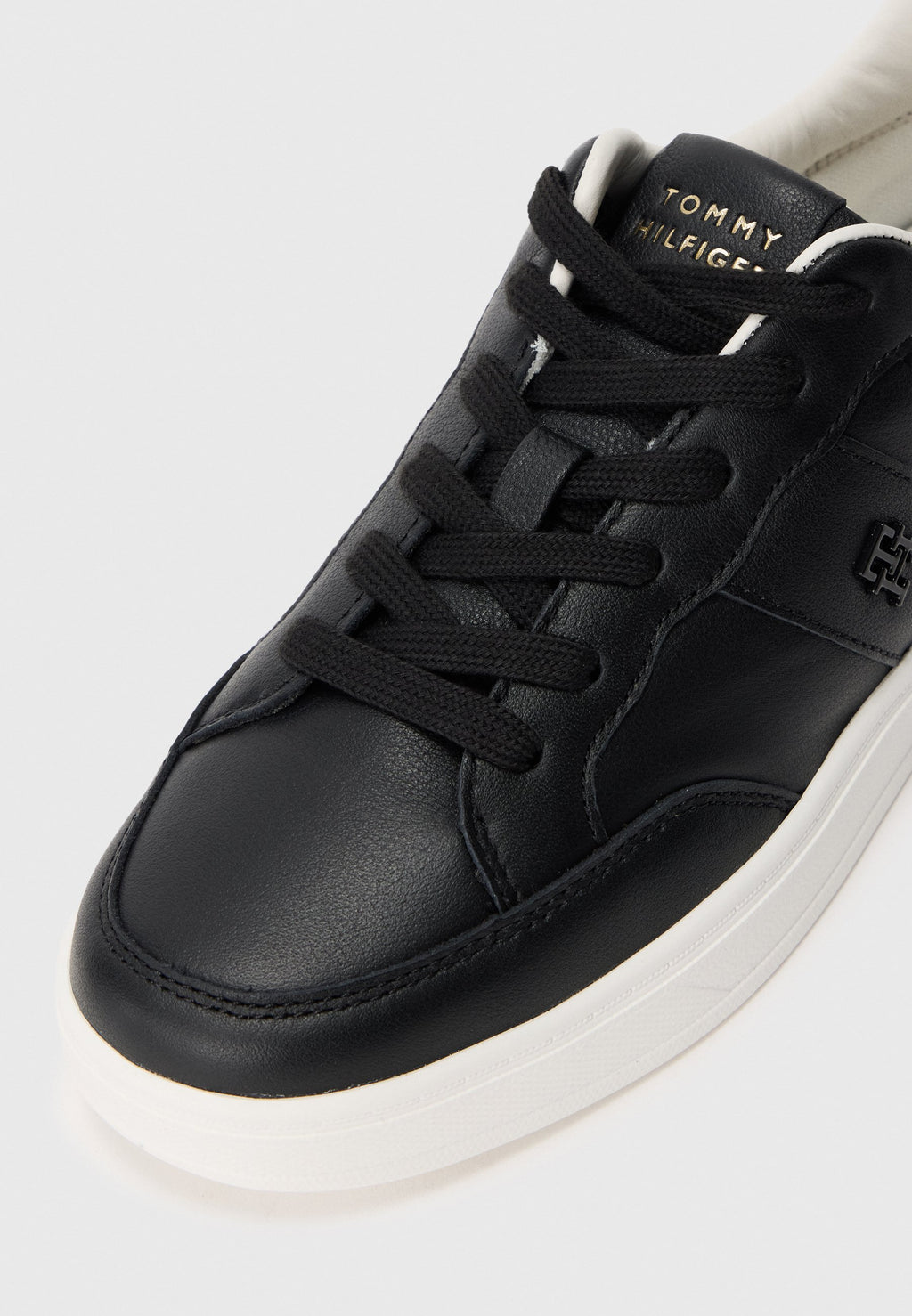 TH MONOGRAM LEATHER COURT TRAINERS - Trainers - black