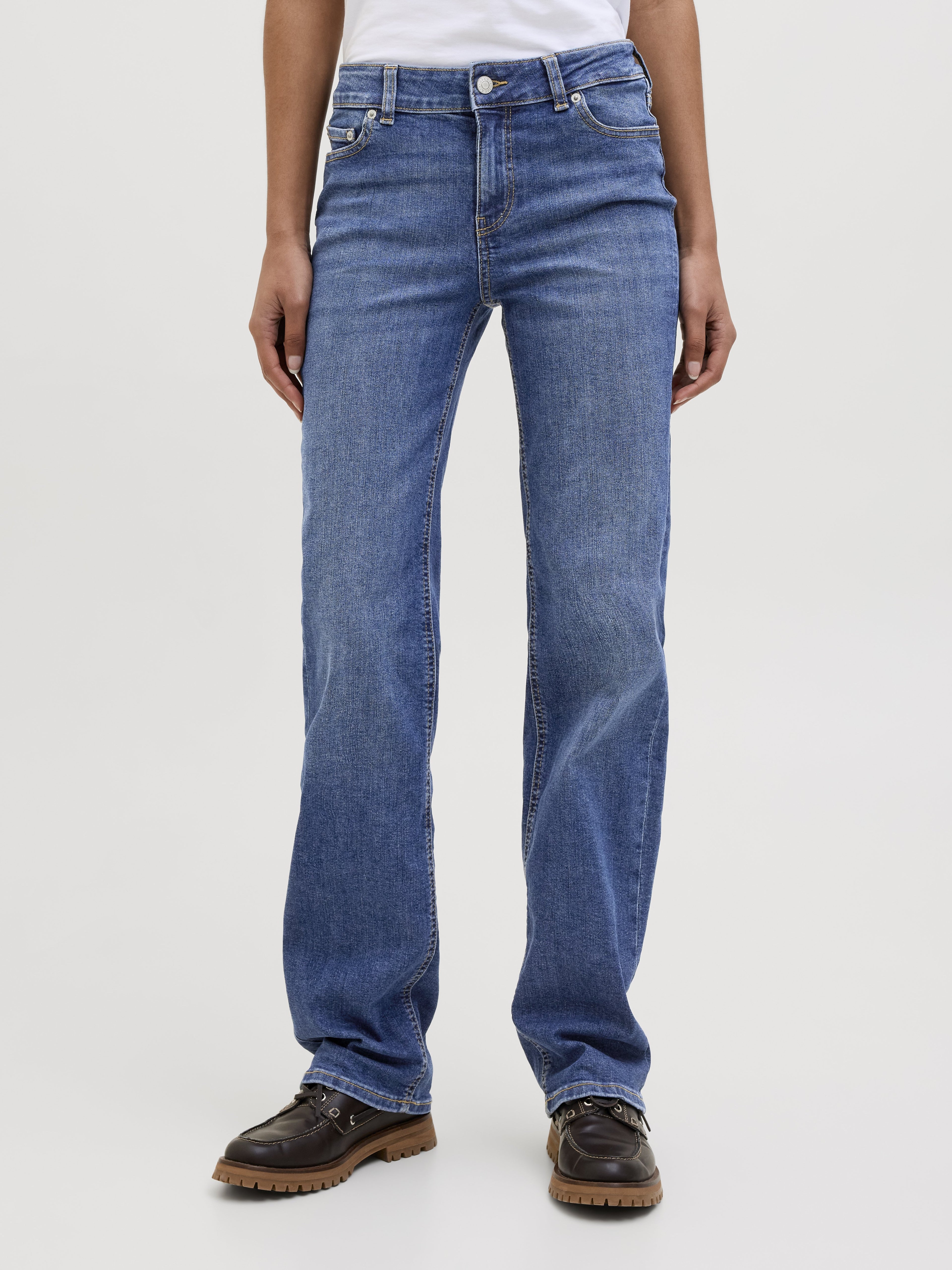 JXNICE STRAIGHT FIT JEANS - Bootcut jeans - medium blue denim