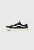 OLD SKOOL - Skate shoes - black/silver-coloured