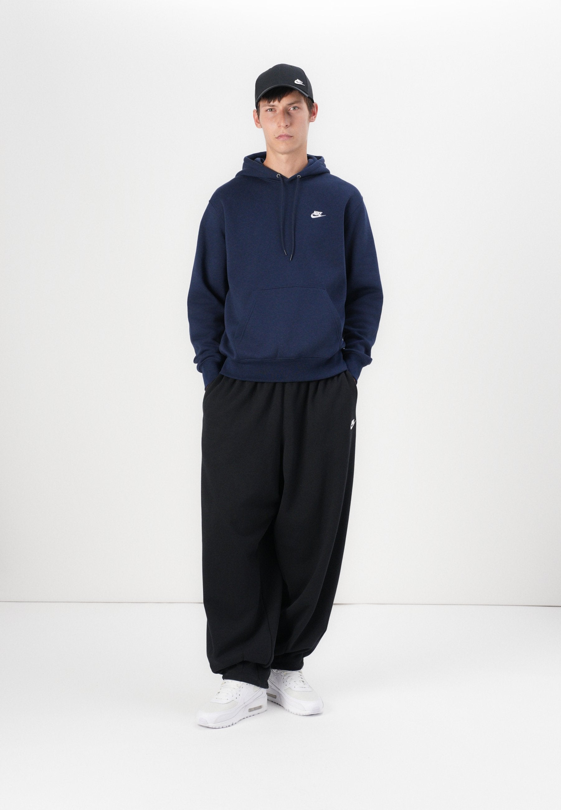 CLUB HOODIE - Hoodie - obsidian obsidian white
