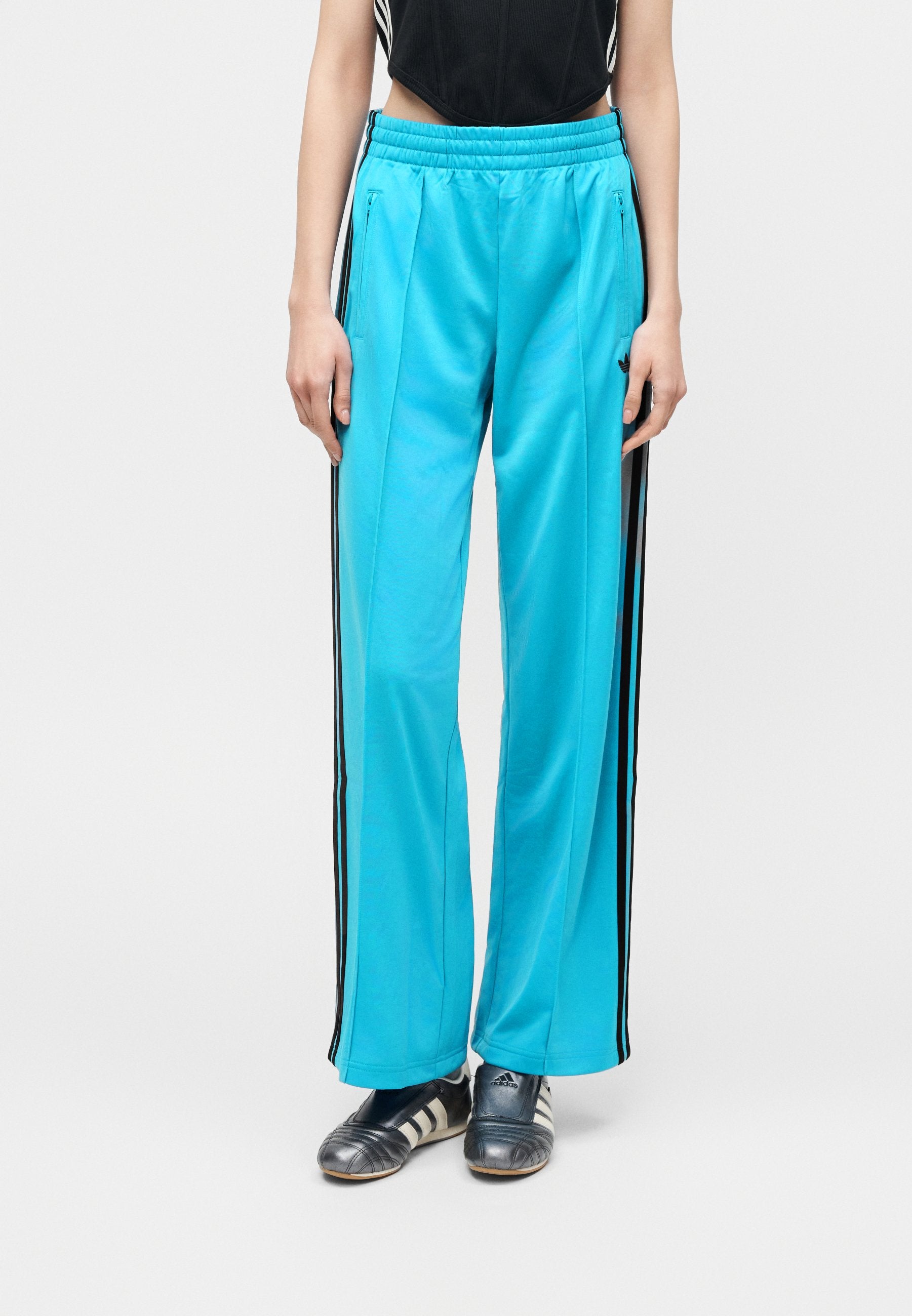 LOOSE - Tracksuit bottoms - blue
