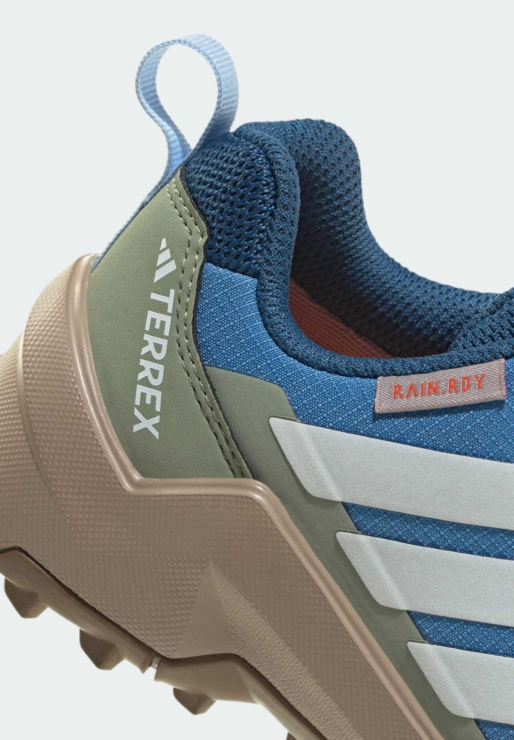 AX4R UNISEX - Hiking shoes - ray blue/off white/tent green