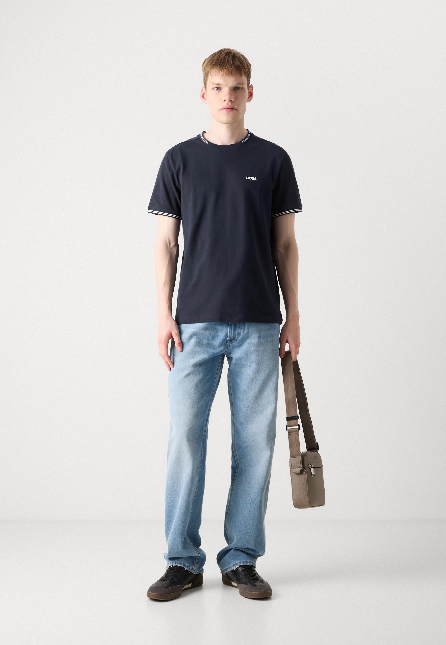 TAUL - Basic T-shirt - dark blue