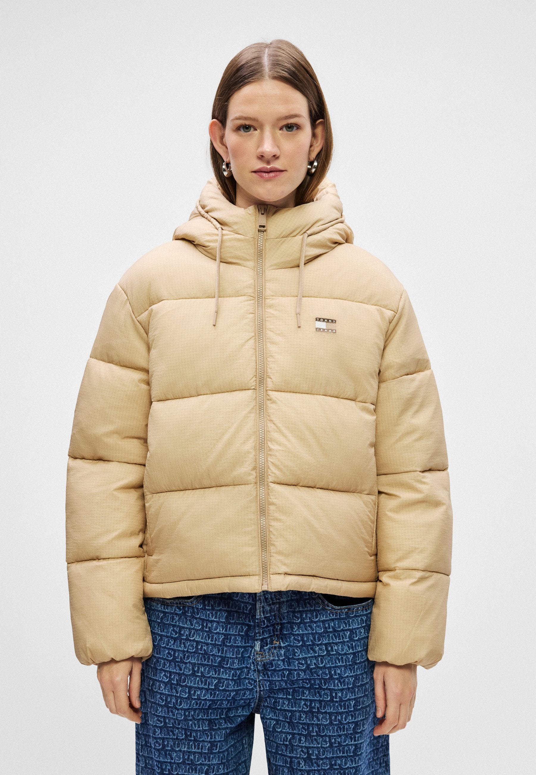 HOODED PUFFER JACKET - Winter jacket - malted milk