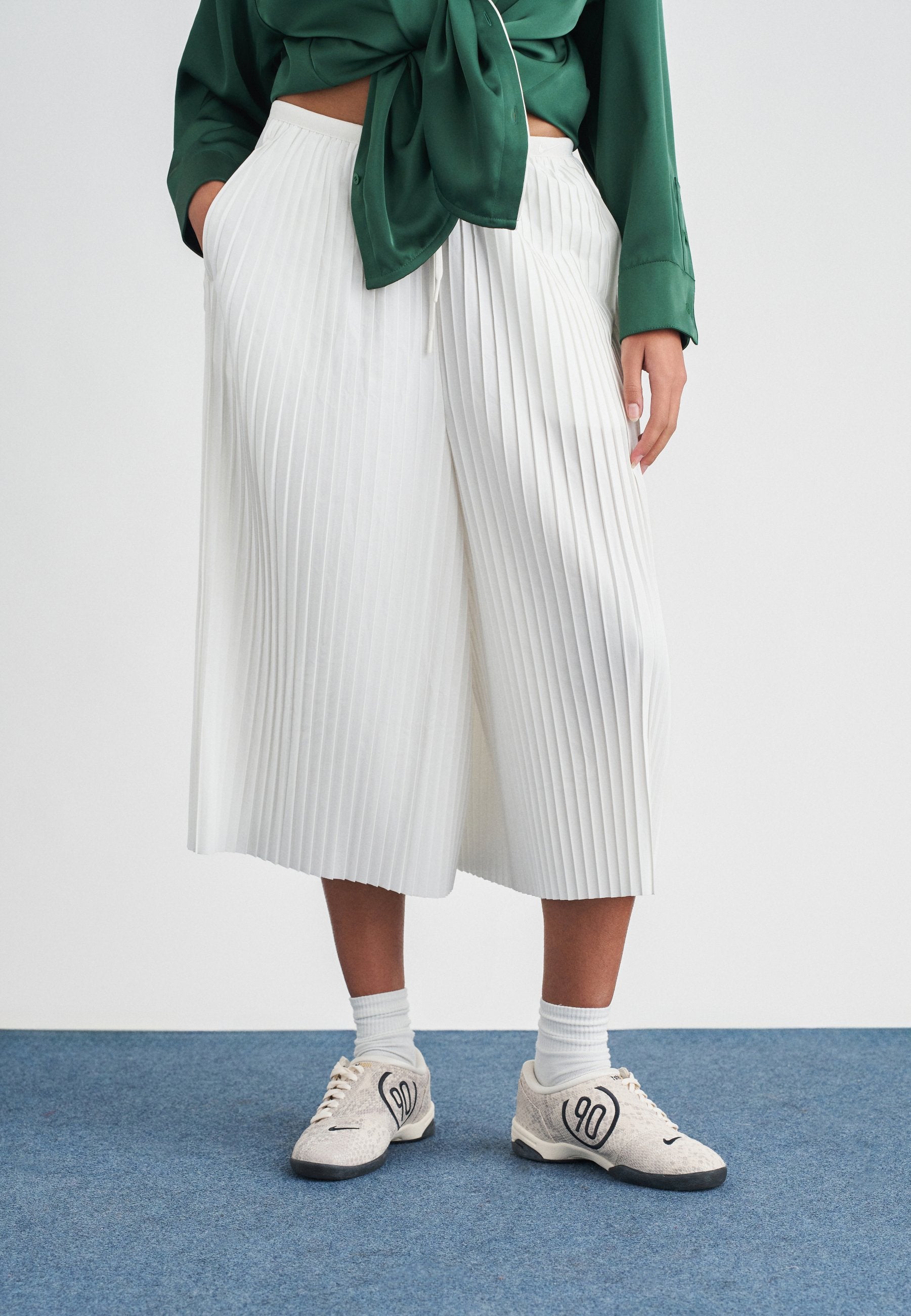 PLEATED CULOTTE - Trousers - sail