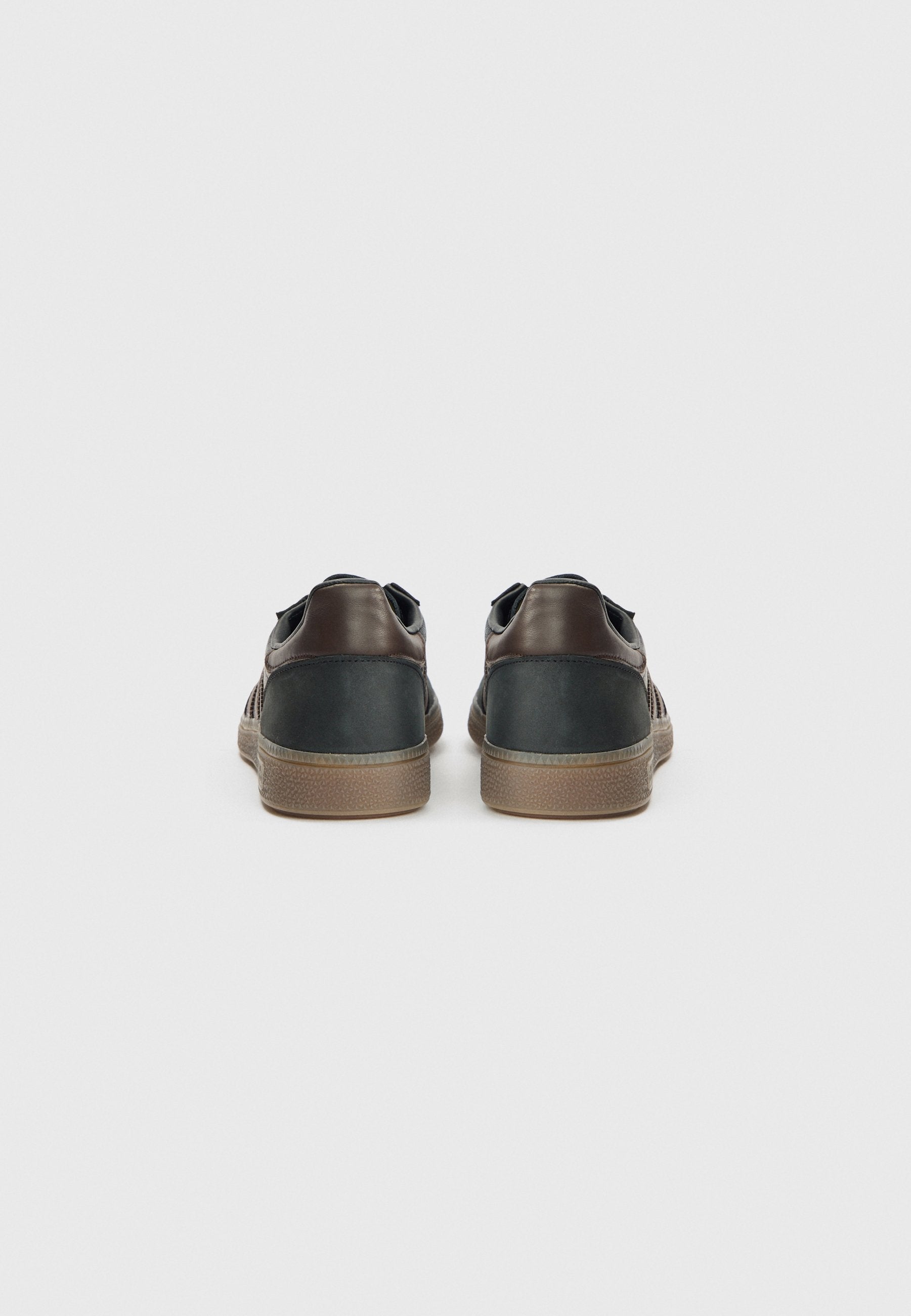 HANDBALL SPEZIAL UNISEX - Trainers - core black/dark brown/gum