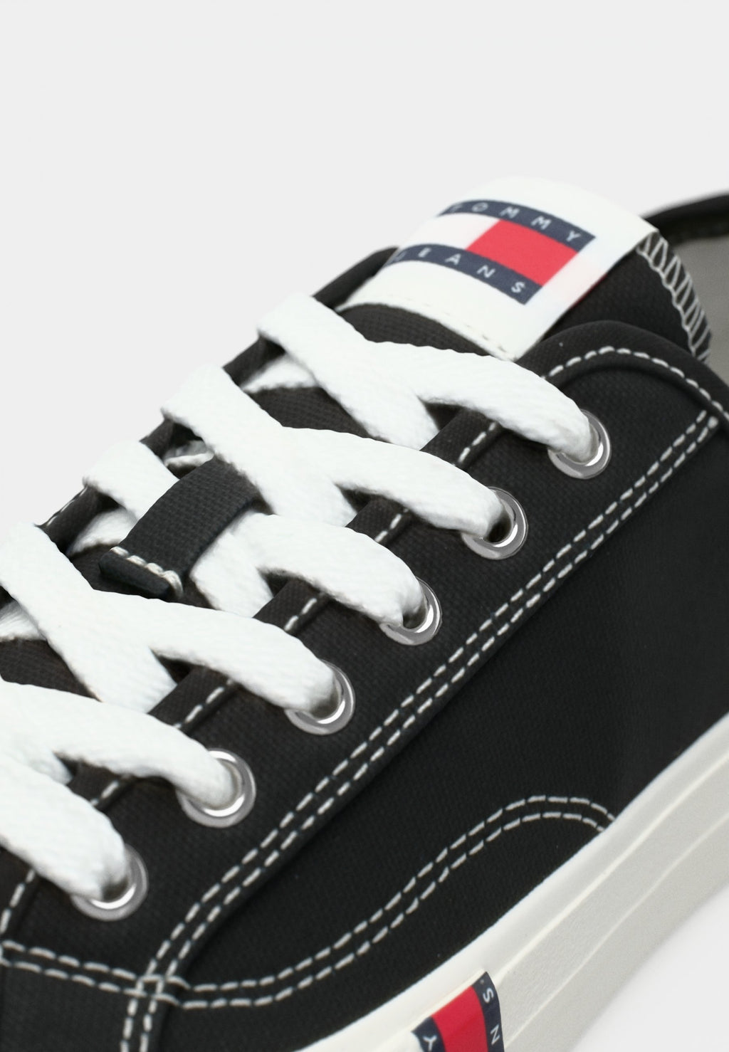 ARCHIVE FLAG STRIPE CANVAS TRAINERS - Trainers - black