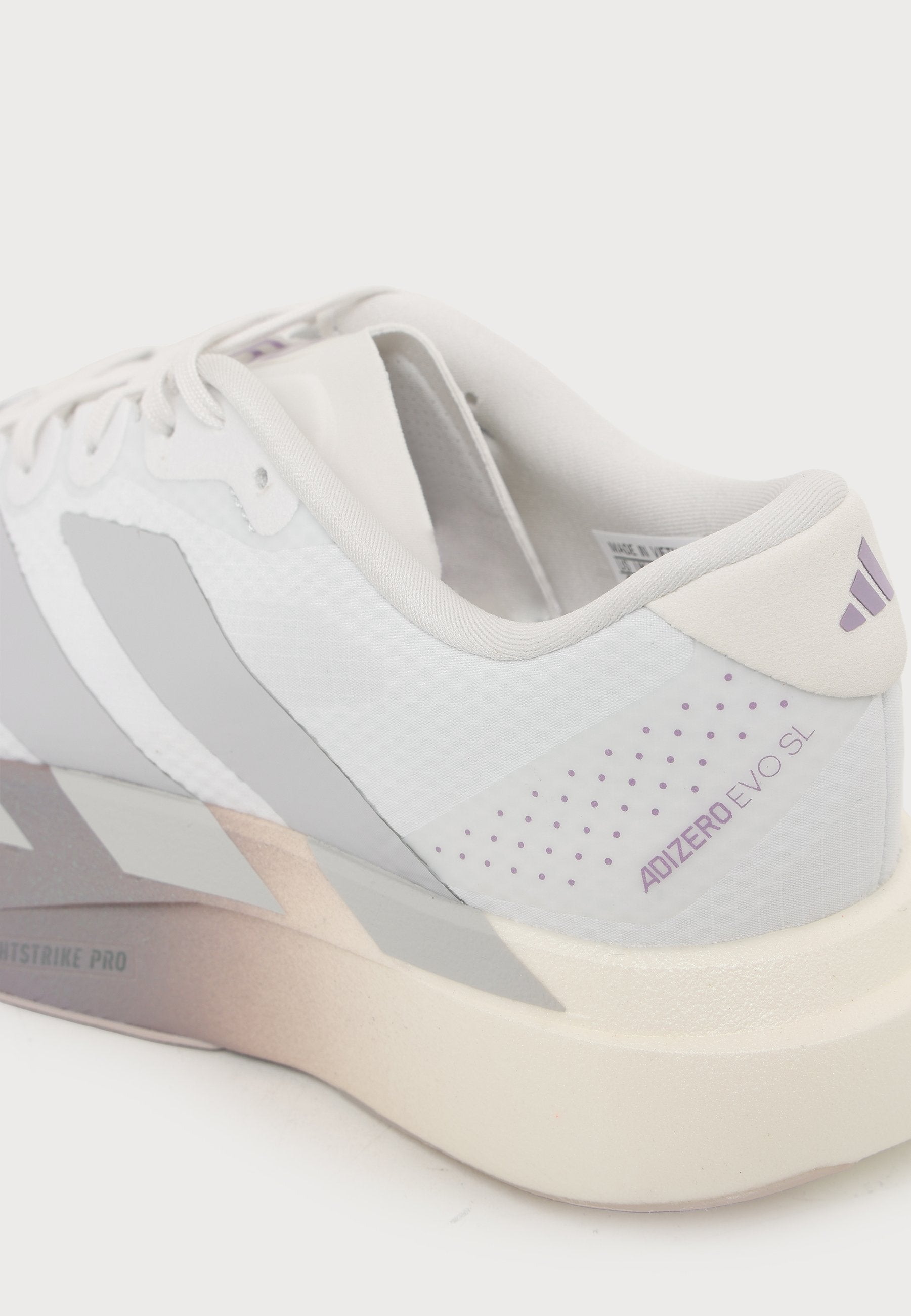 Walking shoes - crystal white/grey two/matt purple met