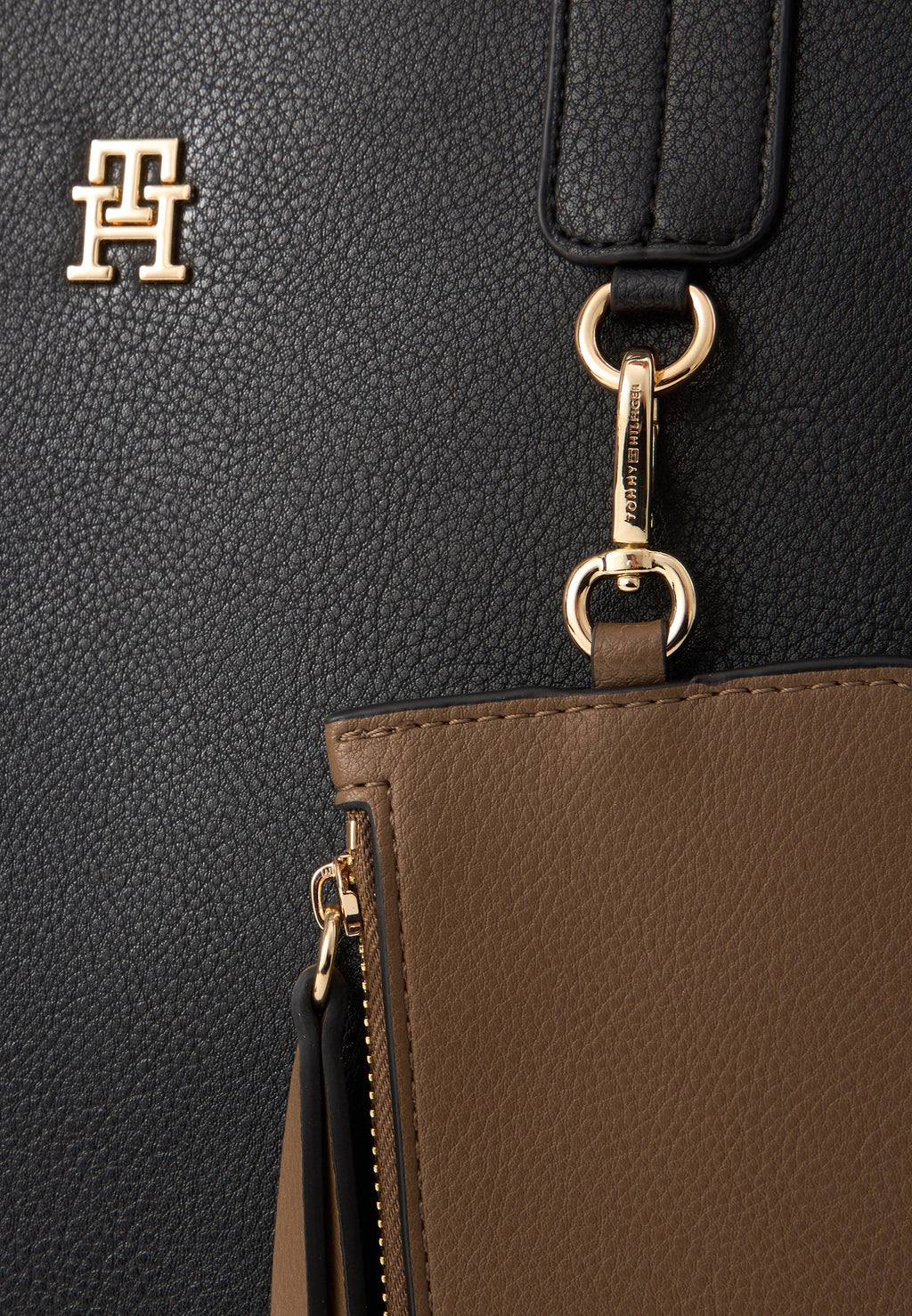 ICON STATCHEL - Cross body bag - black