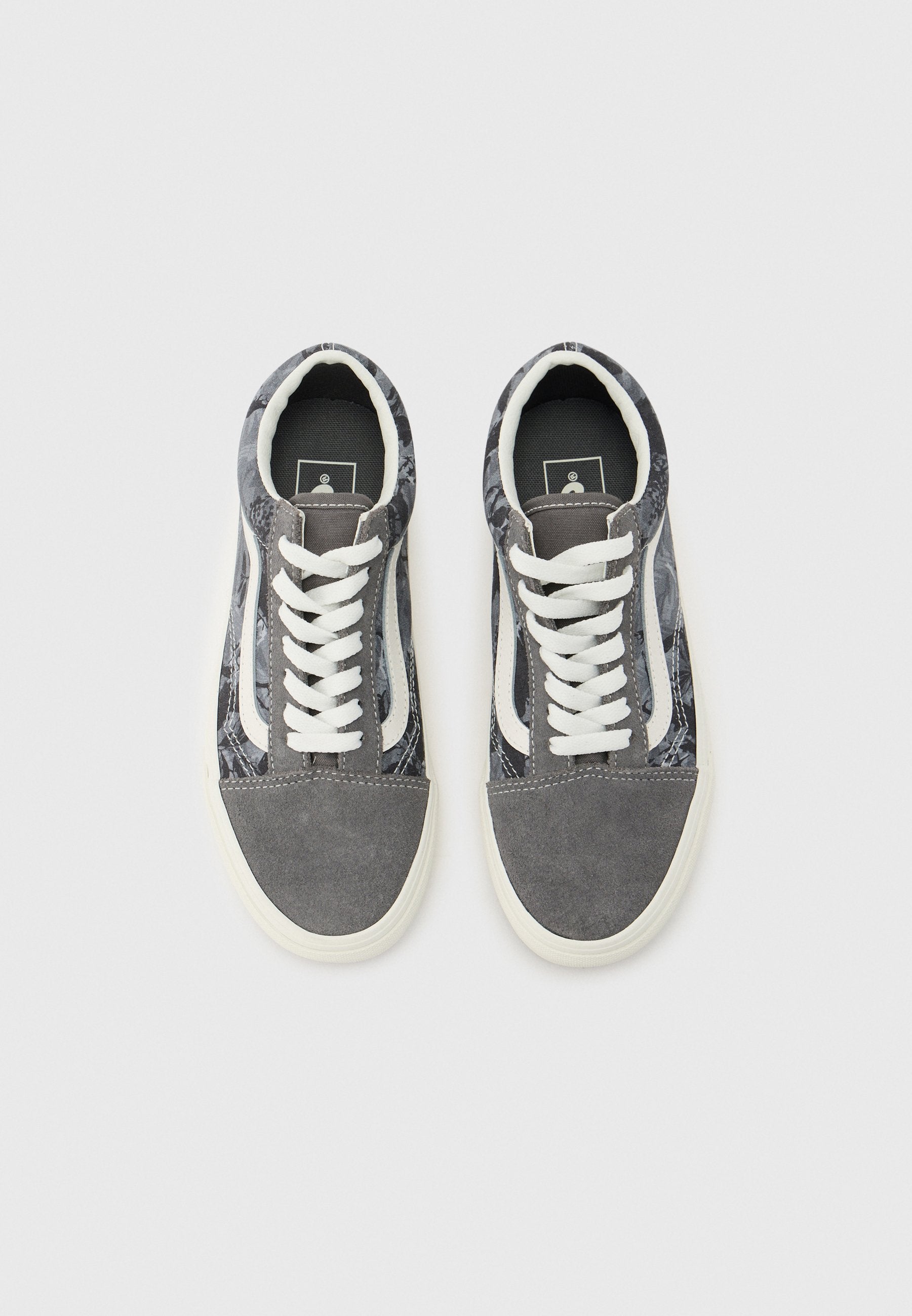 OLD SKOOL UNISEX - Skate shoes - gray