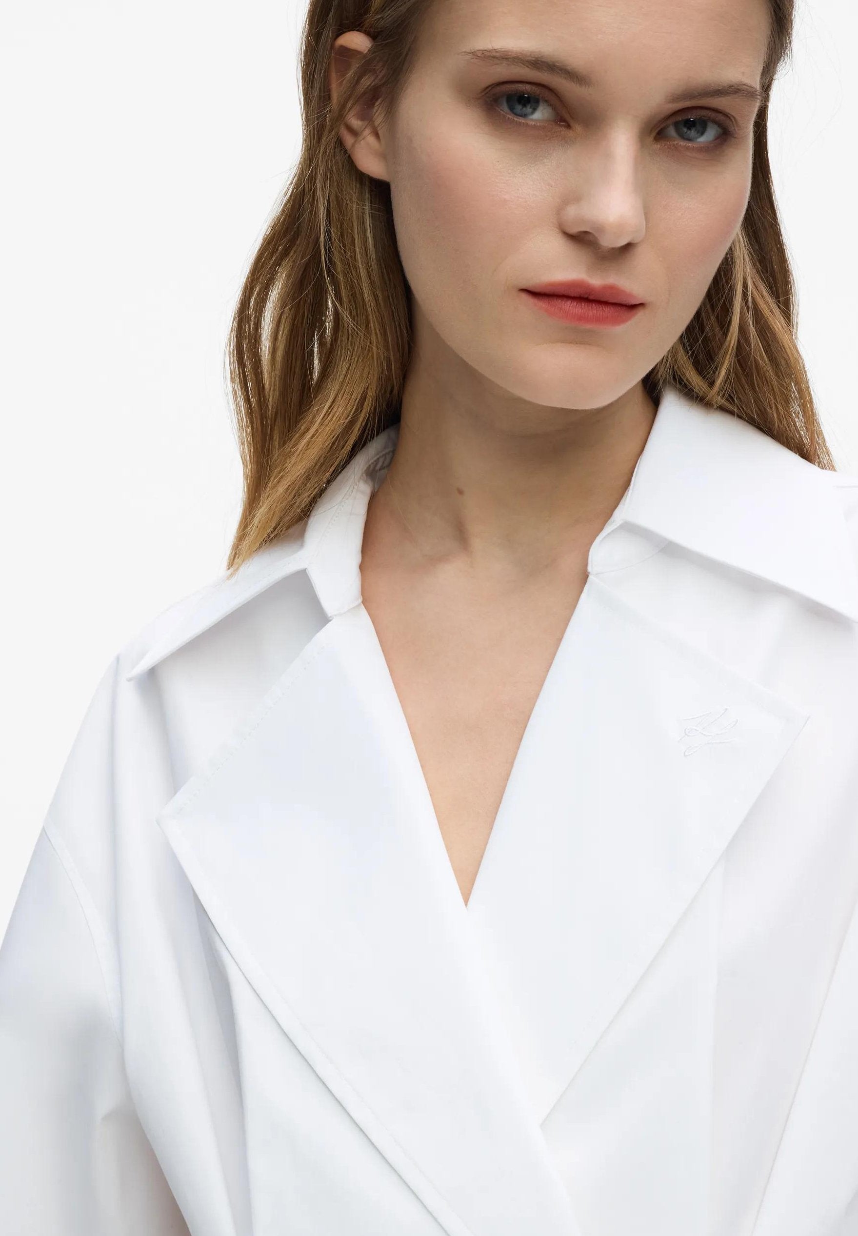 DOUBLE BREASTED POPLIN - Button-down blouse - white